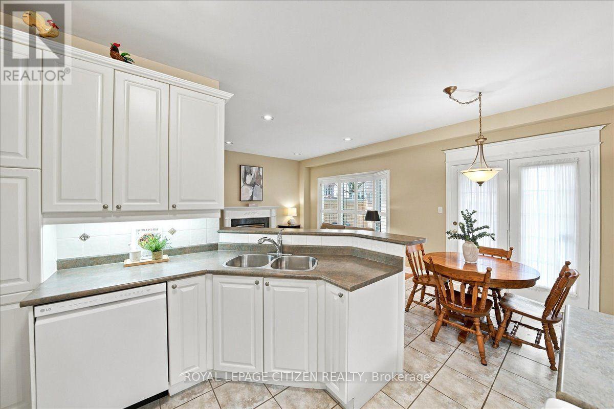 43 - 255 Shaftsbury Avenue, Richmond Hill, Ontario L4C 0L9 - Photo 25 - N13755020