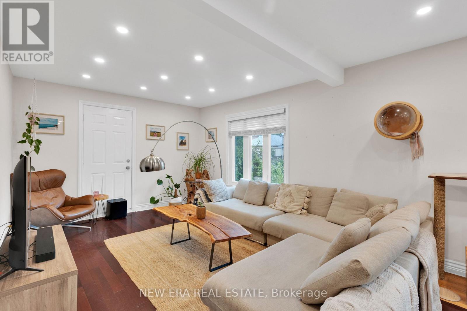 2 Foch Avenue, Toronto, Ontario  M8W 3W8 - Photo 12 - W13754582