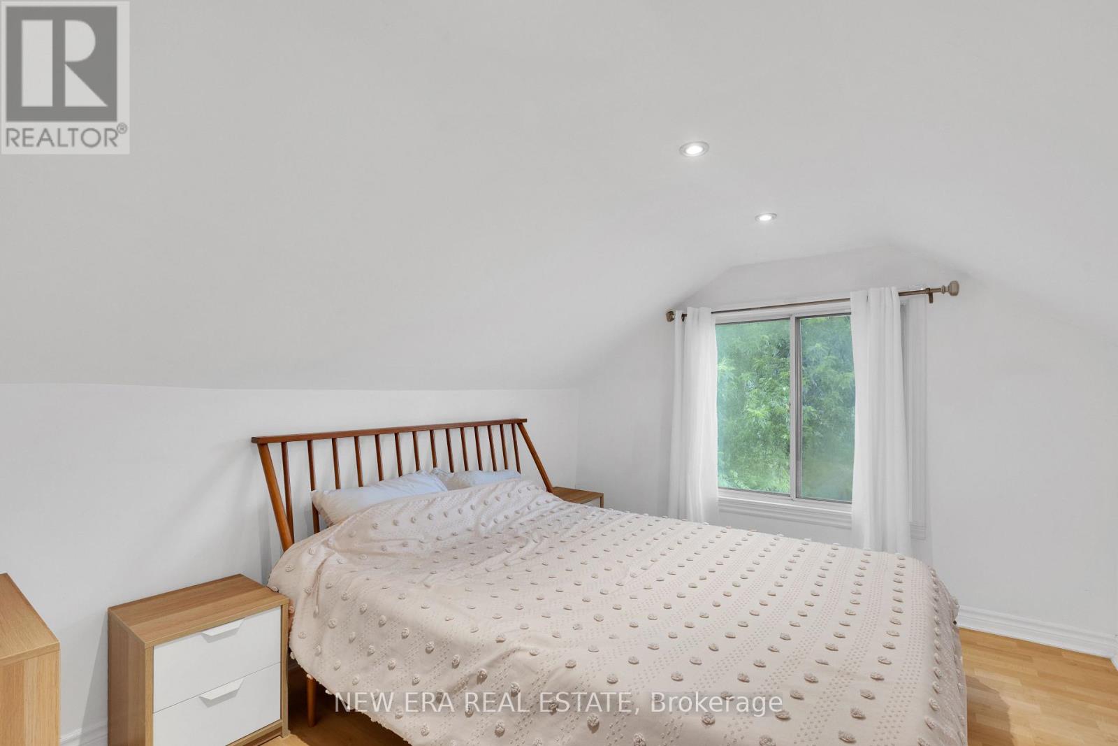 2 Foch Avenue, Toronto, Ontario  M8W 3W8 - Photo 21 - W13754582