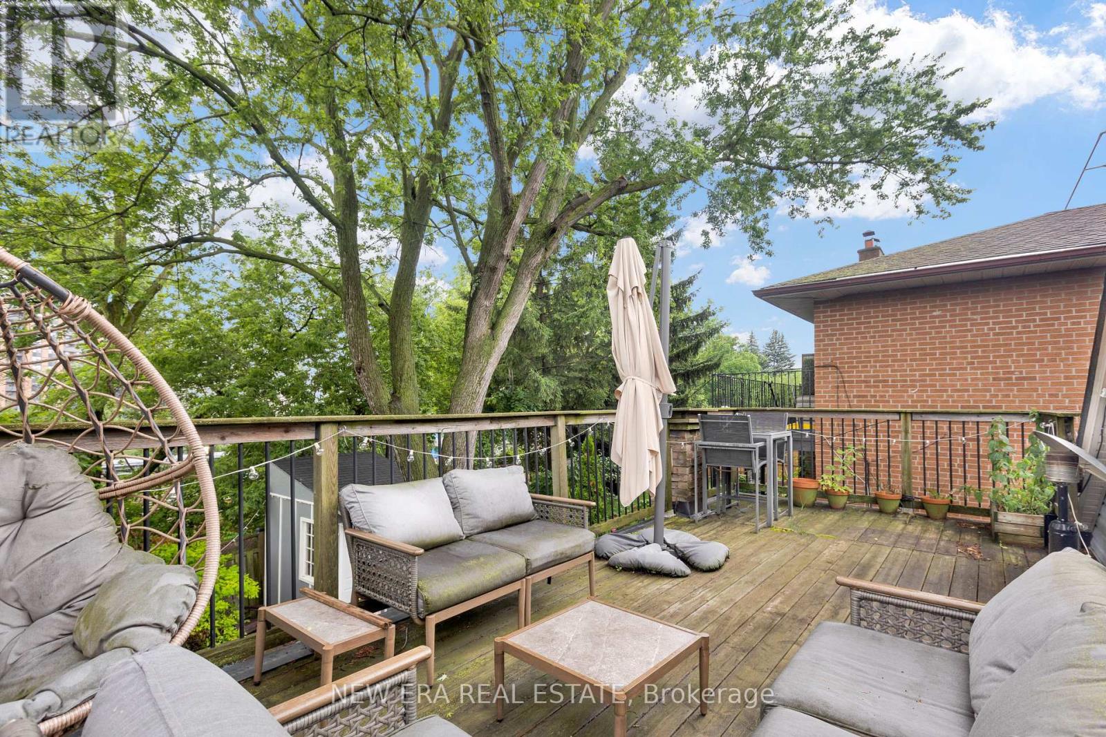 2 Foch Avenue, Toronto, Ontario  M8W 3W8 - Photo 26 - W13754582