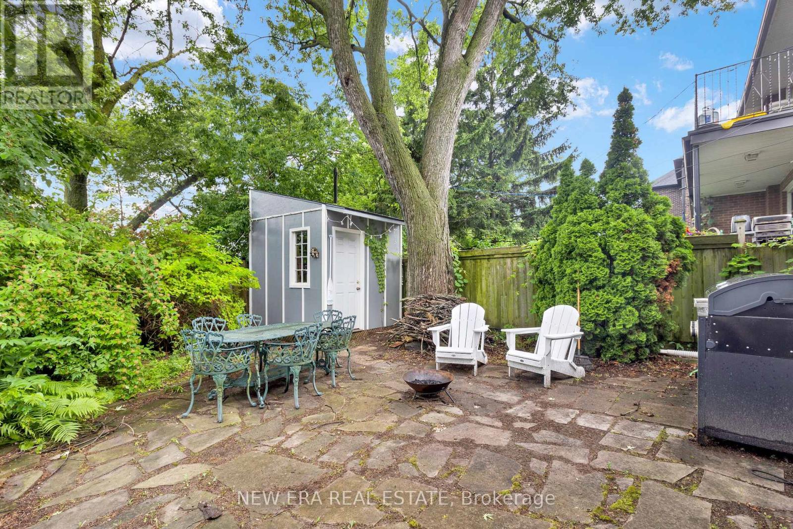 2 Foch Avenue, Toronto, Ontario  M8W 3W8 - Photo 30 - W13754582