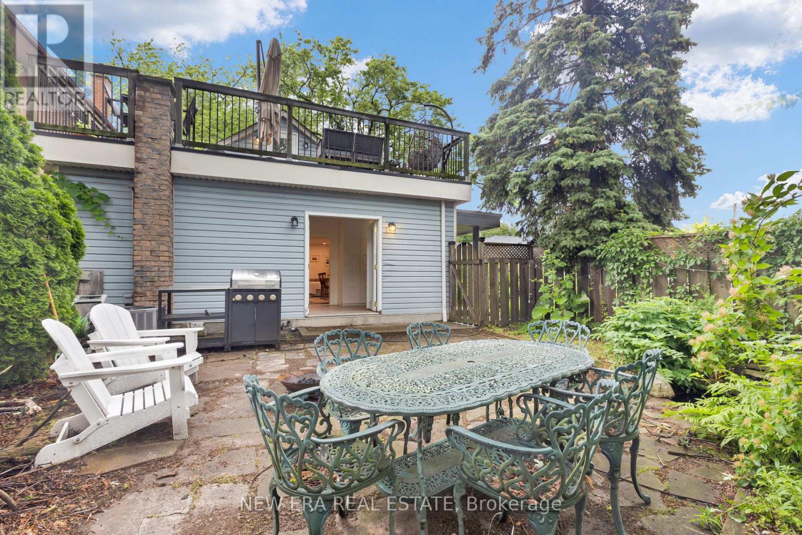 2 Foch Avenue, Toronto, Ontario  M8W 3W8 - Photo 31 - W13754582