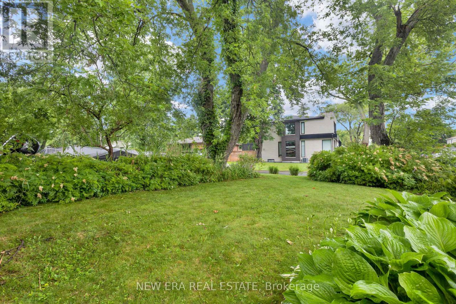 2 Foch Avenue, Toronto, Ontario  M8W 3W8 - Photo 33 - W13754582