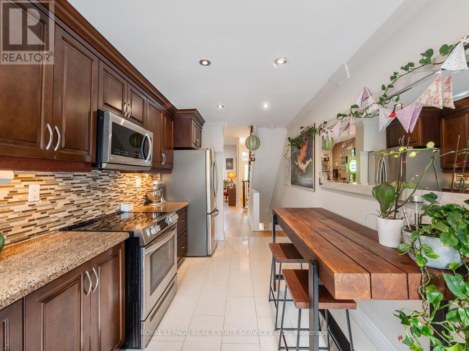 179 Hallam Street, Toronto, Ontario  M6H 1X4 - Photo 16 - W13754596