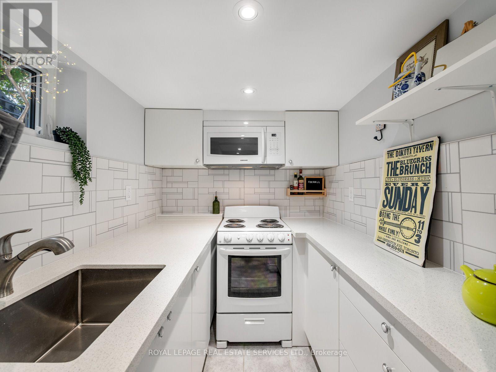 179 Hallam Street, Toronto, Ontario  M6H 1X4 - Photo 36 - W13754596
