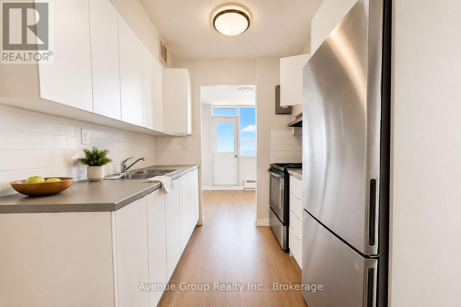 1406 - 50 Driftwood Avenue, Toronto, Ontario  M3N 2M6 - Photo 2 - W13754622