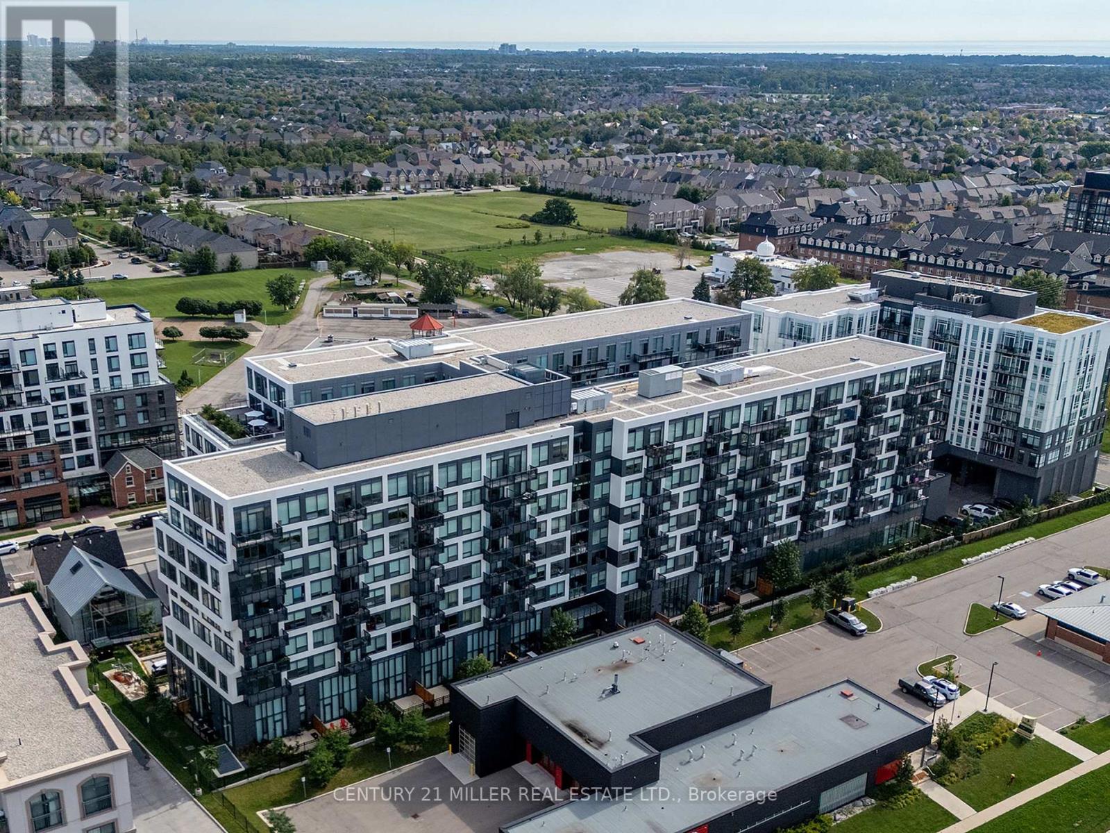 702 - 2450 OLD BRONTE ROAD, Oakville, Ontario