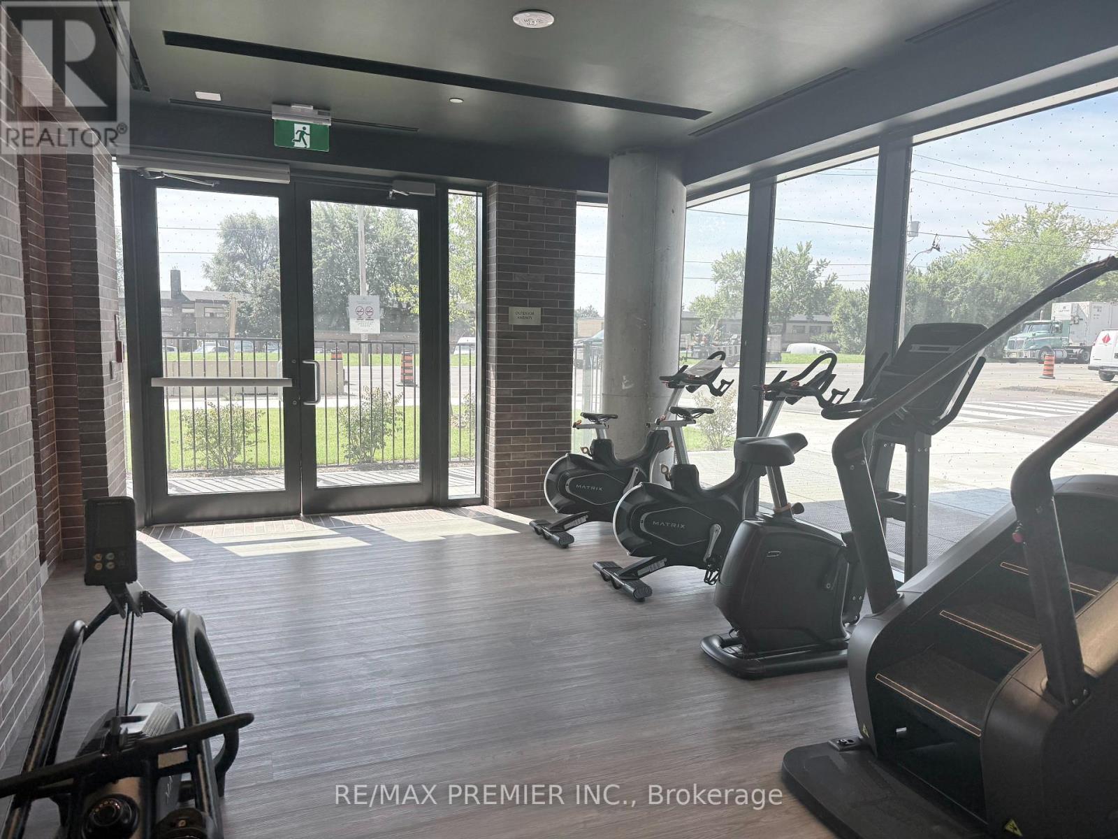 2112 - 4010 Eglinton Avenue W, Toronto, Ontario  M9A 0G5 - Photo 13 - W13754704