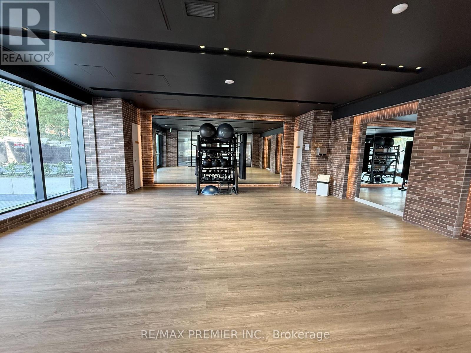 2112 - 4010 Eglinton Avenue W, Toronto, Ontario  M9A 0G5 - Photo 14 - W13754704