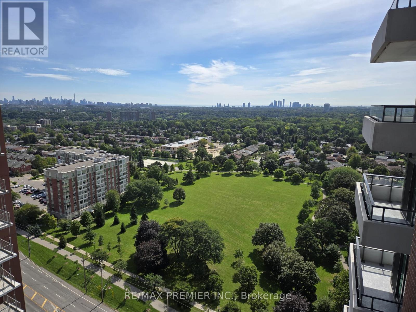 2112 - 4010 Eglinton Avenue W, Toronto, Ontario  M9A 0G5 - Photo 9 - W13754704