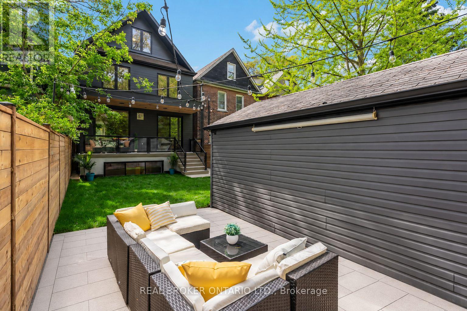 143 Fairview Avenue, Toronto, Ontario M6P 3A6 - Photo 45 - W13754816