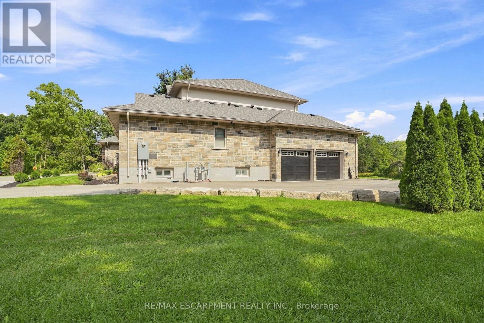 1354 No 1 Side Road, Burlington, Ontario  L7P 0R9 - Photo 4 - W13754824