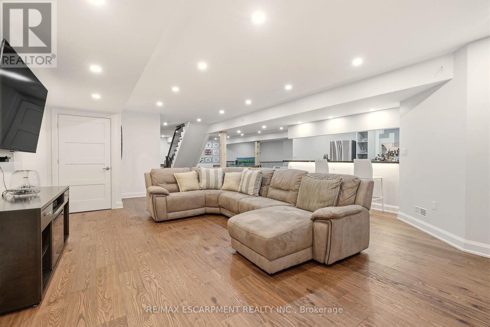 1354 No 1 Side Road, Burlington, Ontario  L7P 0R9 - Photo 40 - W13754824