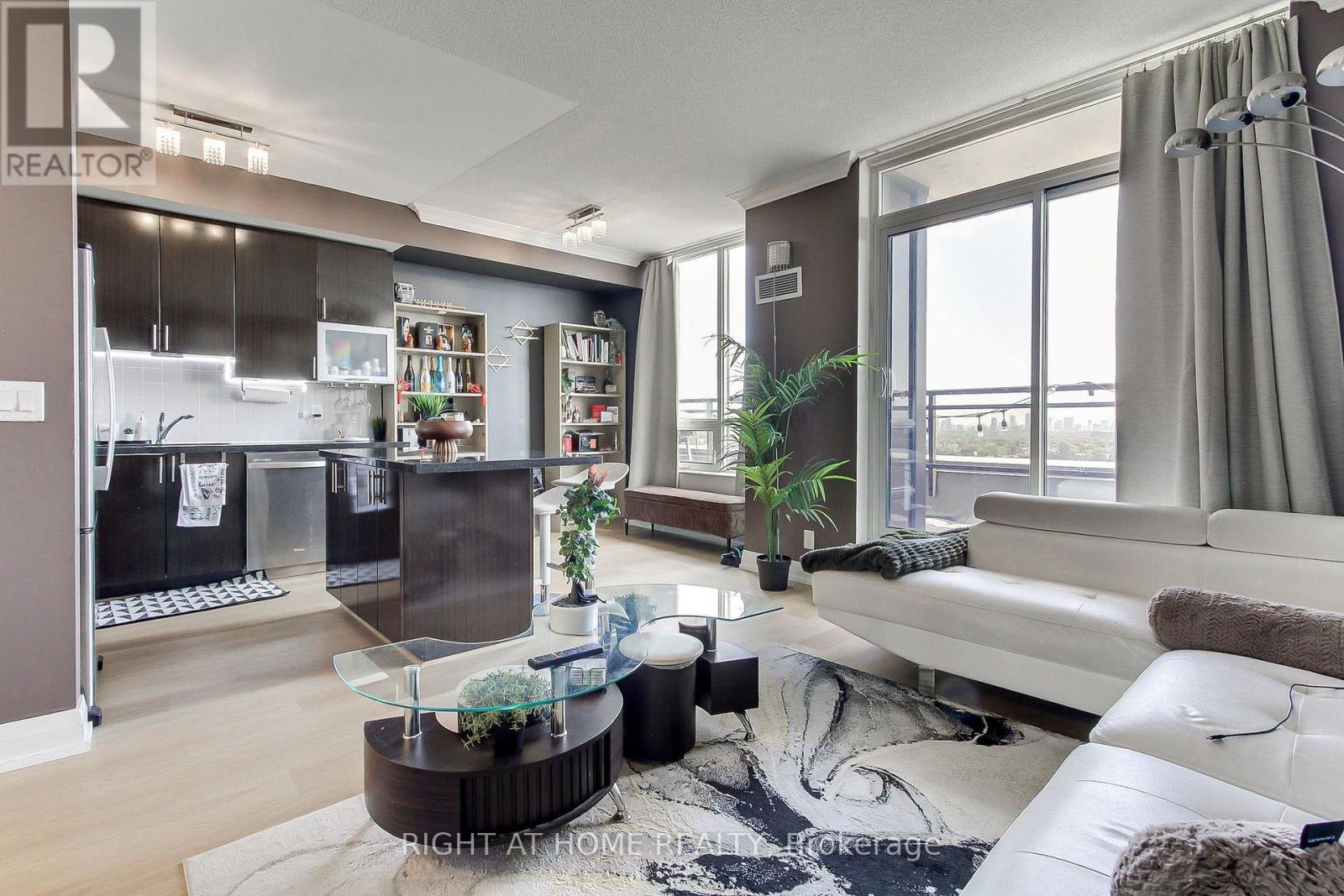 Ph04 - 1060 Sheppard Avenue W, Toronto, Ontario  M3J 0G7 - Photo 19 - W13754864