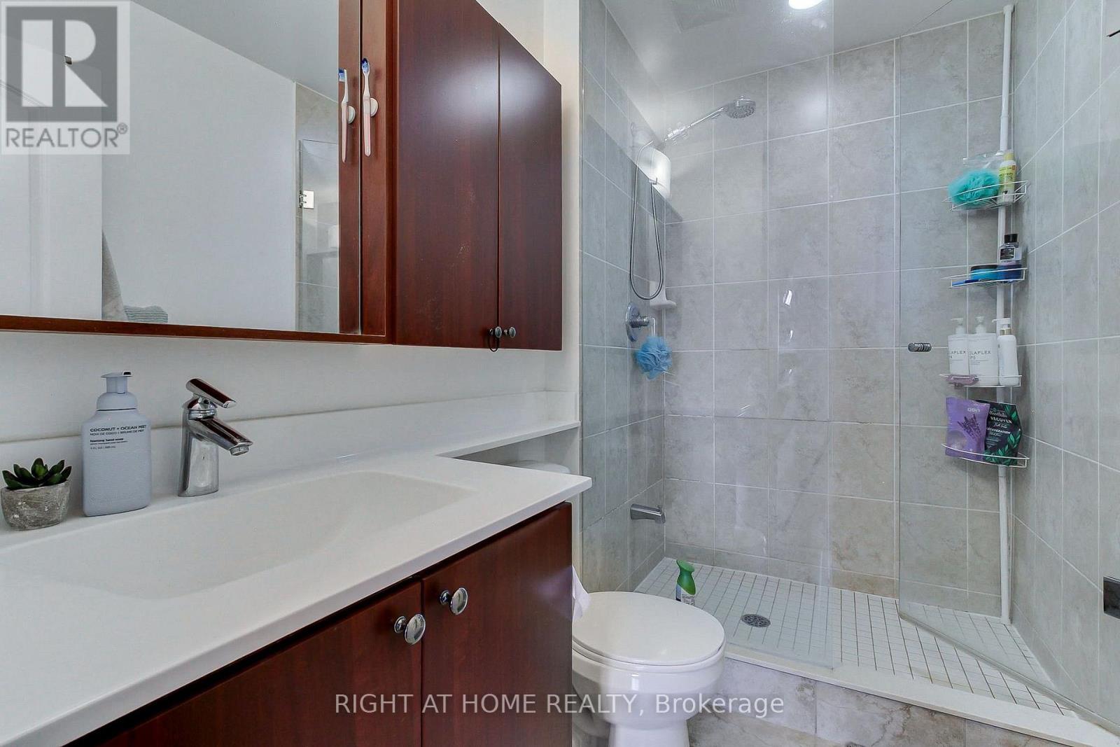 Ph04 - 1060 Sheppard Avenue W, Toronto, Ontario  M3J 0G7 - Photo 31 - W13754864