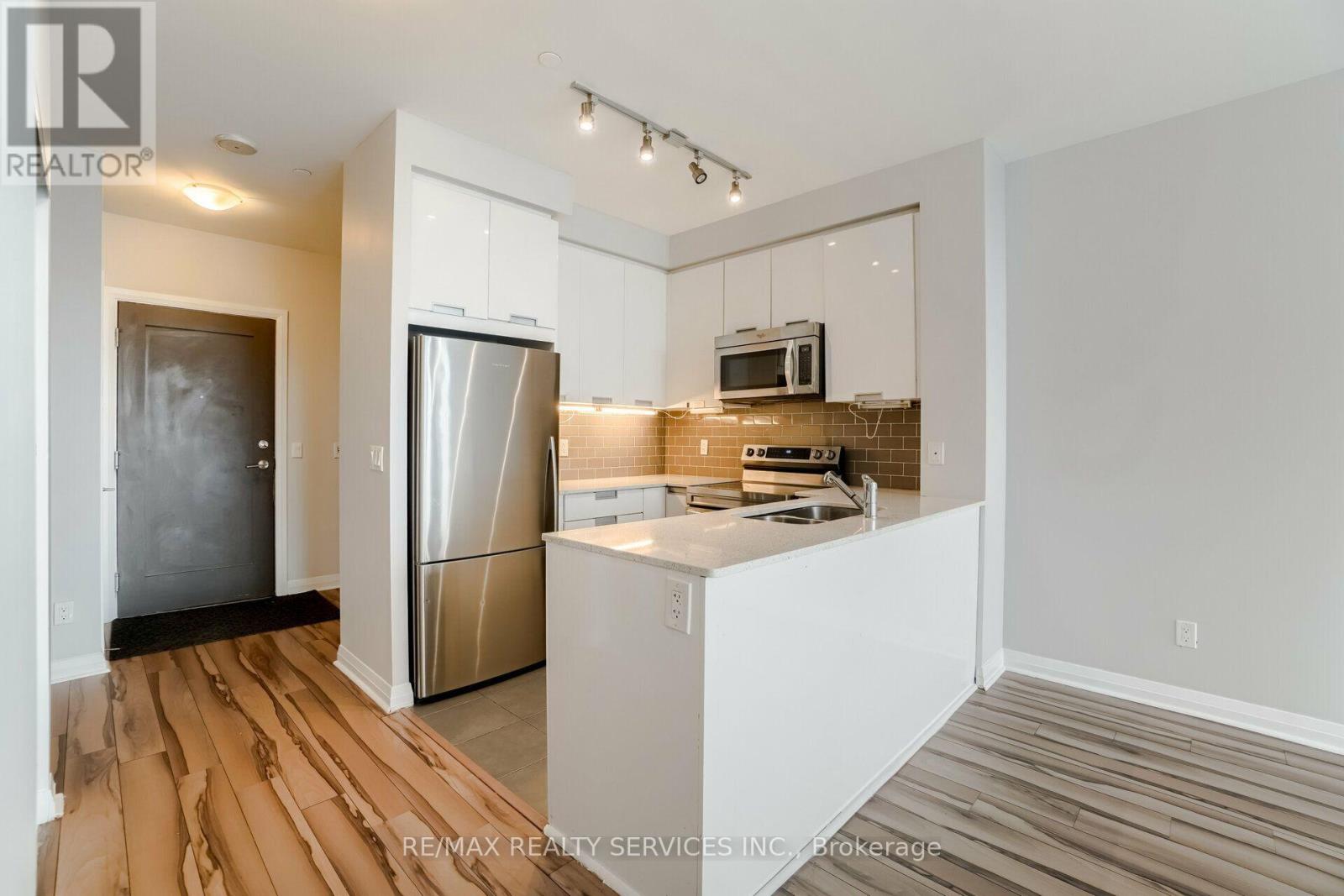 2506 - 75 Eglinton Avenue W, Mississauga, Ontario  L5R 0E4 - Photo 11 - W13754868