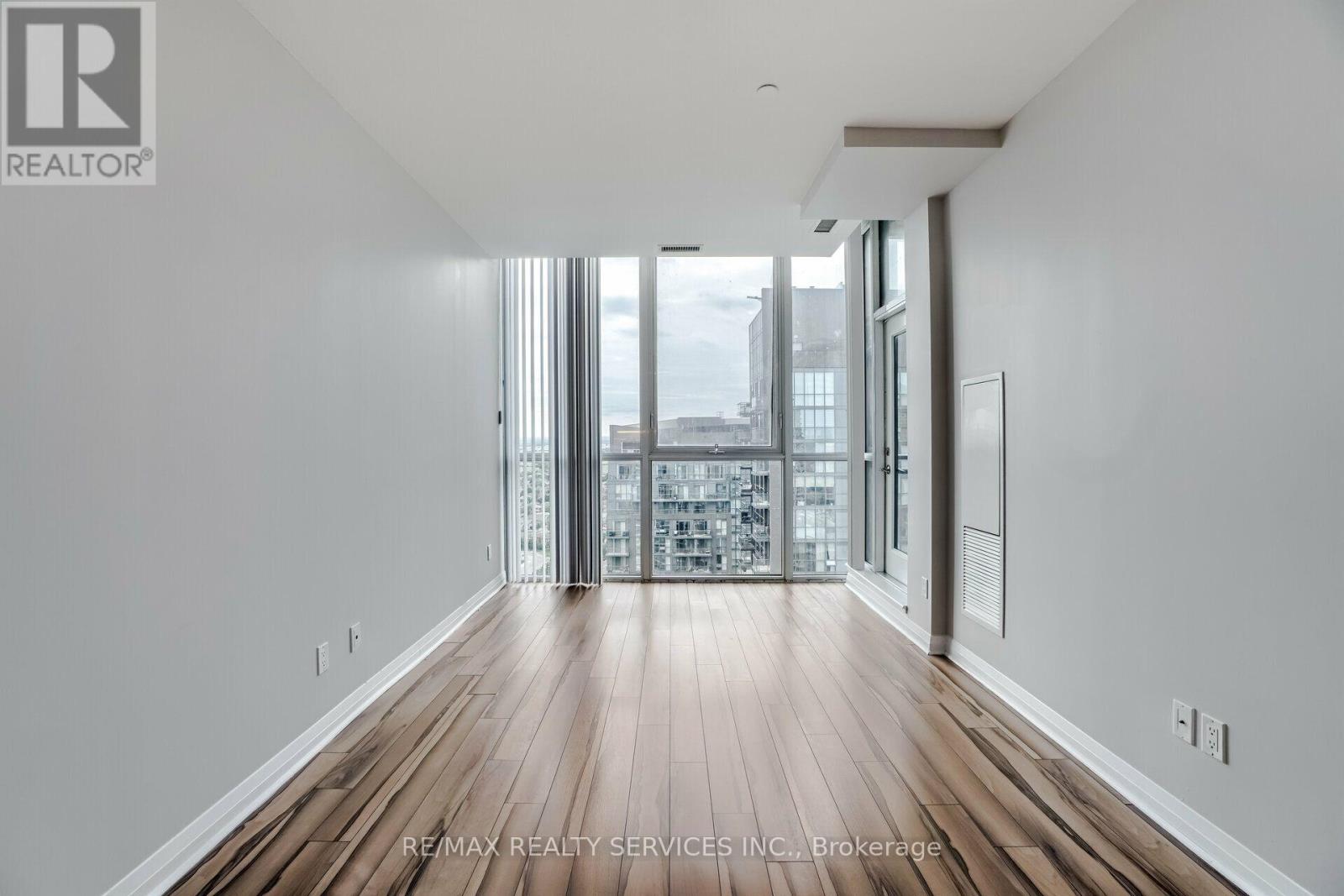 2506 - 75 Eglinton Avenue W, Mississauga, Ontario  L5R 0E4 - Photo 17 - W13754868