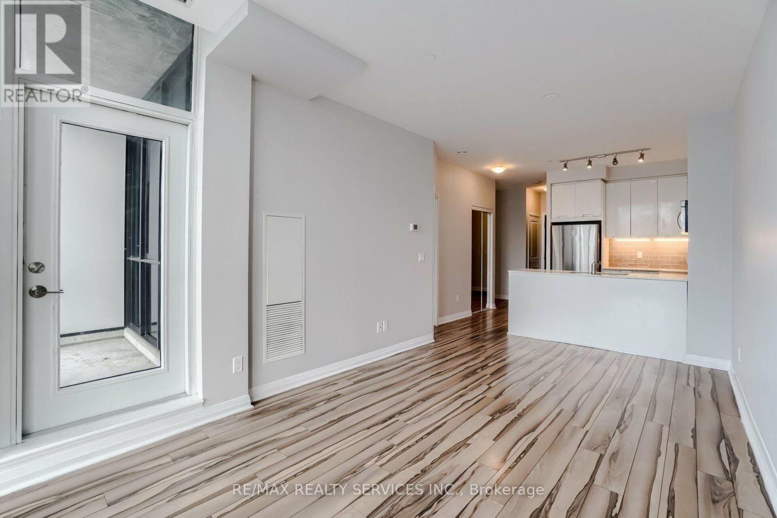 2506 - 75 Eglinton Avenue W, Mississauga, Ontario  L5R 0E4 - Photo 20 - W13754868