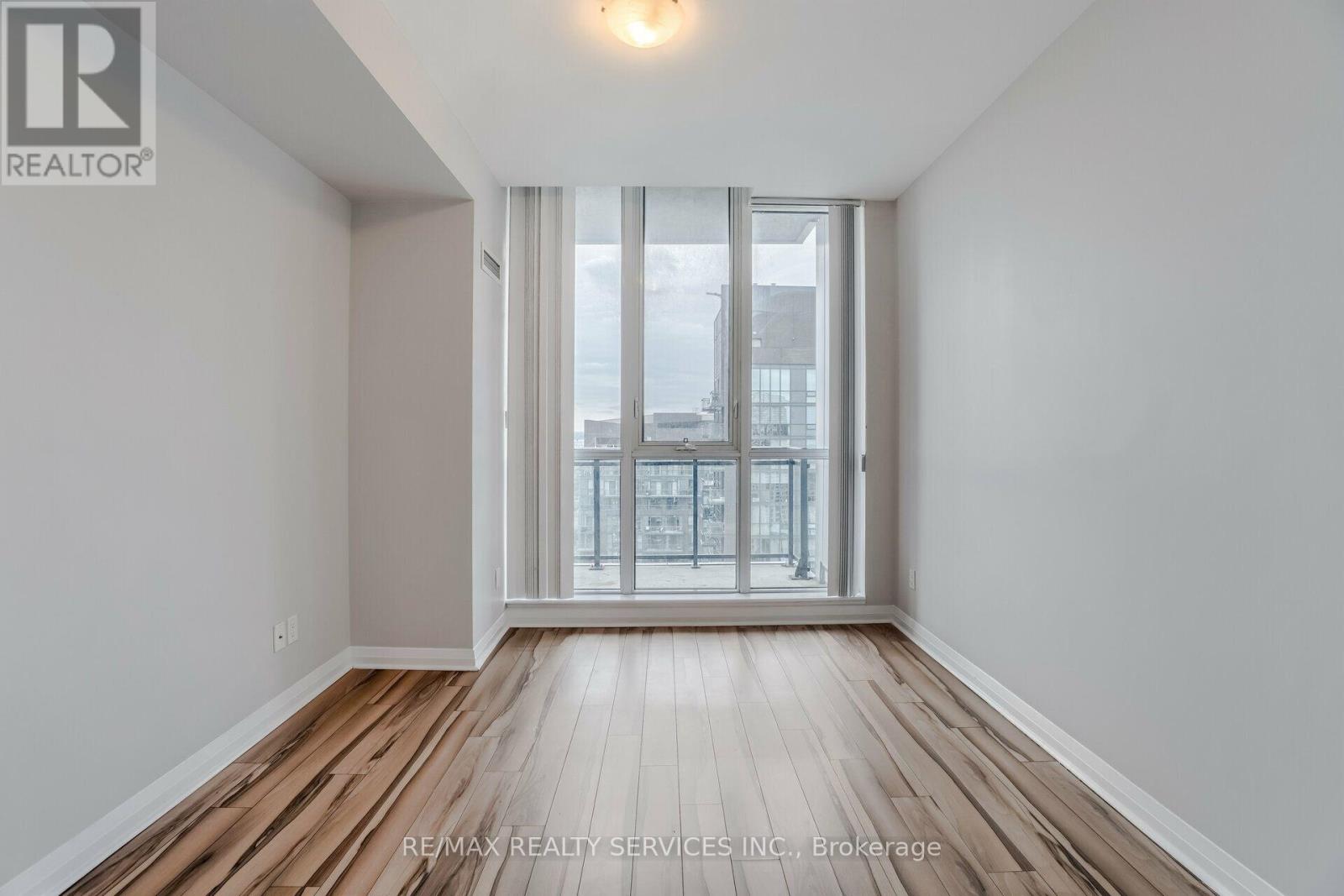 2506 - 75 Eglinton Avenue W, Mississauga, Ontario  L5R 0E4 - Photo 22 - W13754868