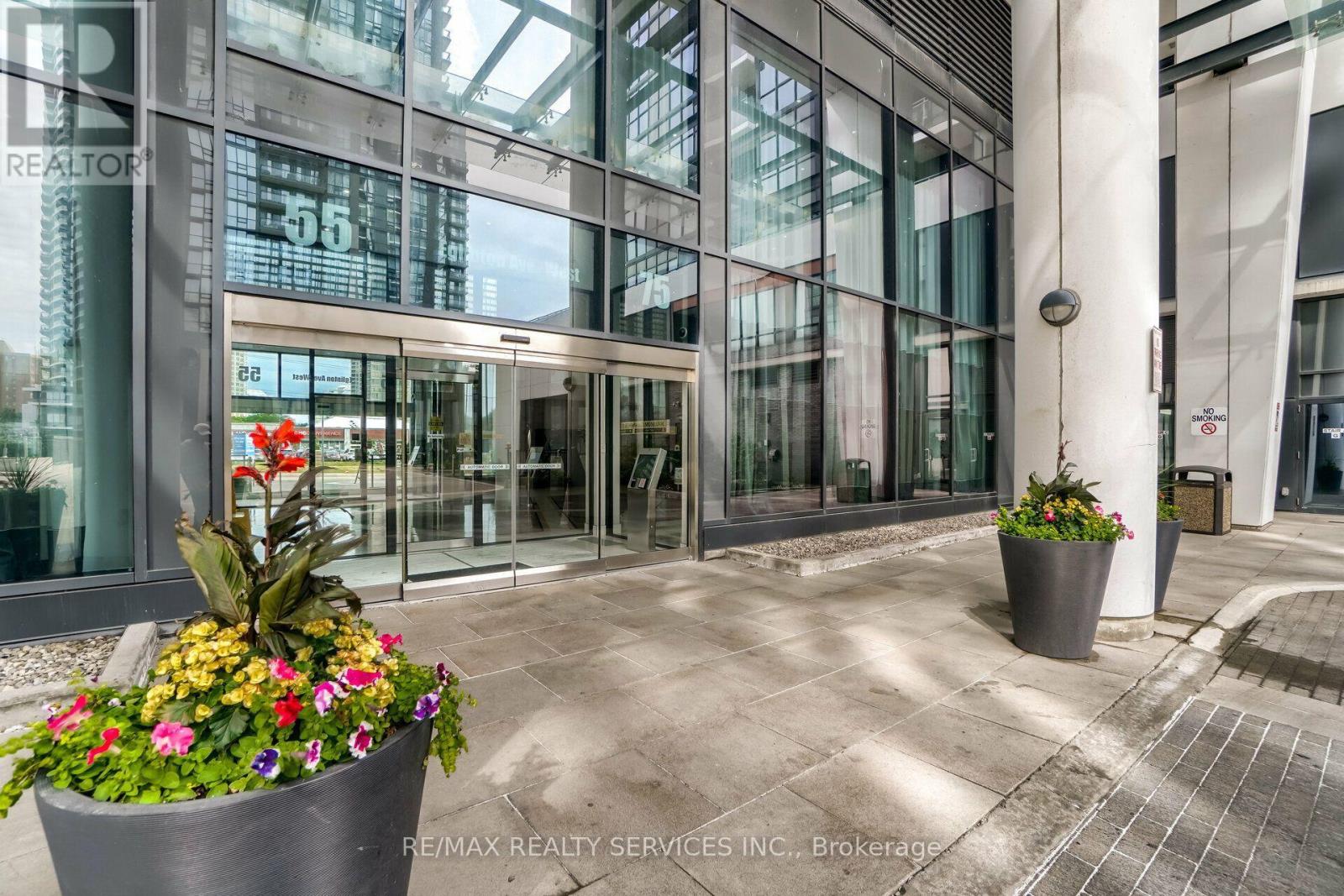2506 - 75 Eglinton Avenue W, Mississauga, Ontario  L5R 0E4 - Photo 5 - W13754868