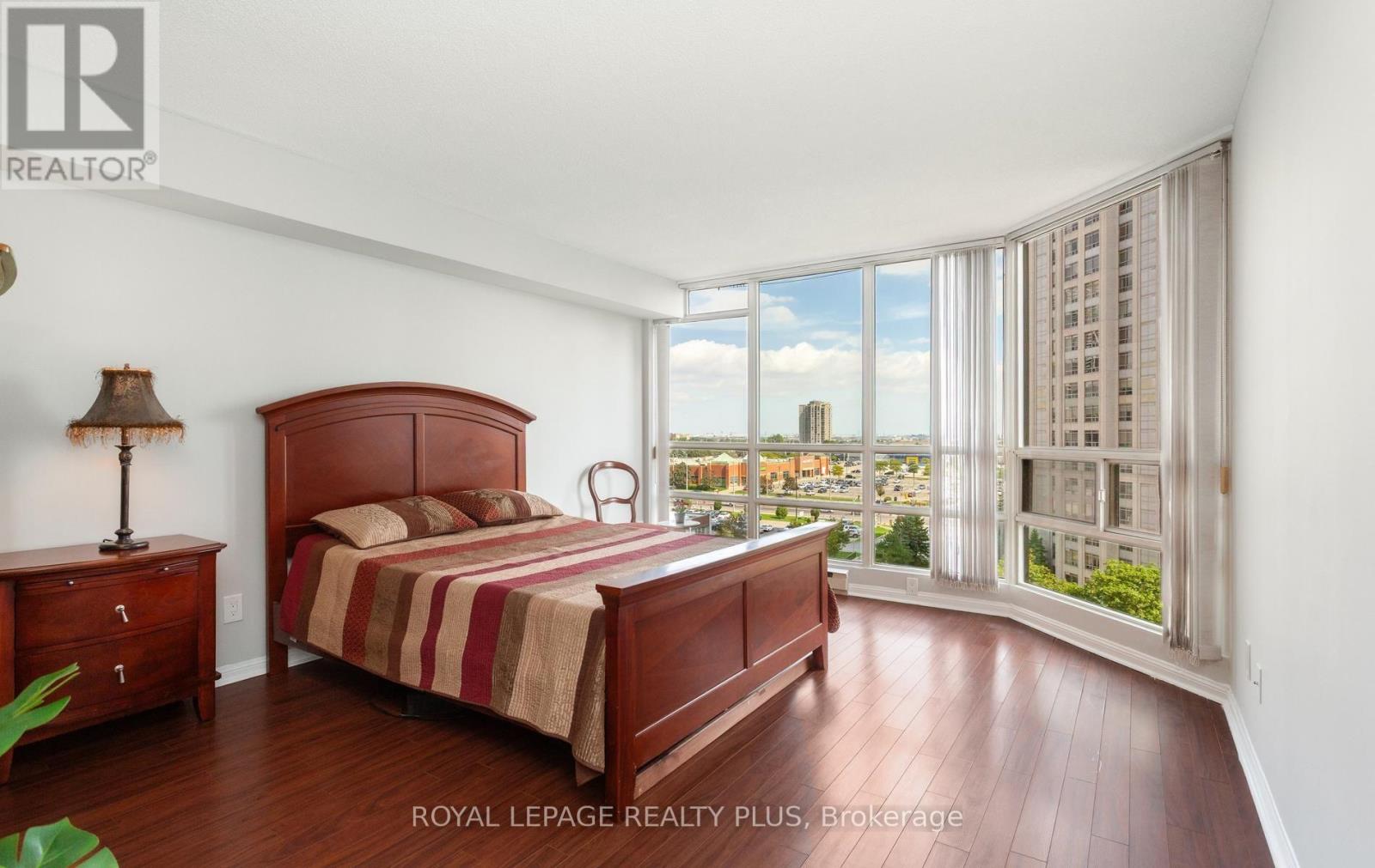 808 - 45 Kingsbridge Garden Circle, Mississauga, Ontario  L5R 3K4 - Photo 19 - W13754958