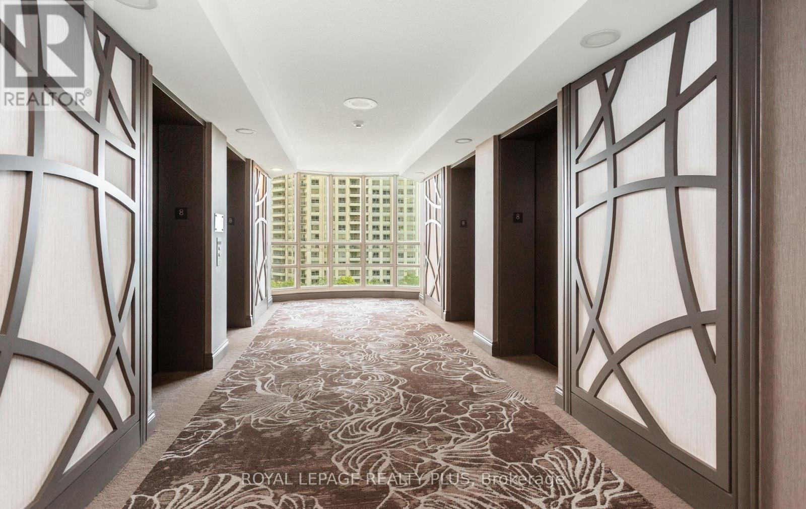 808 - 45 Kingsbridge Garden Circle, Mississauga, Ontario  L5R 3K4 - Photo 4 - W13754958