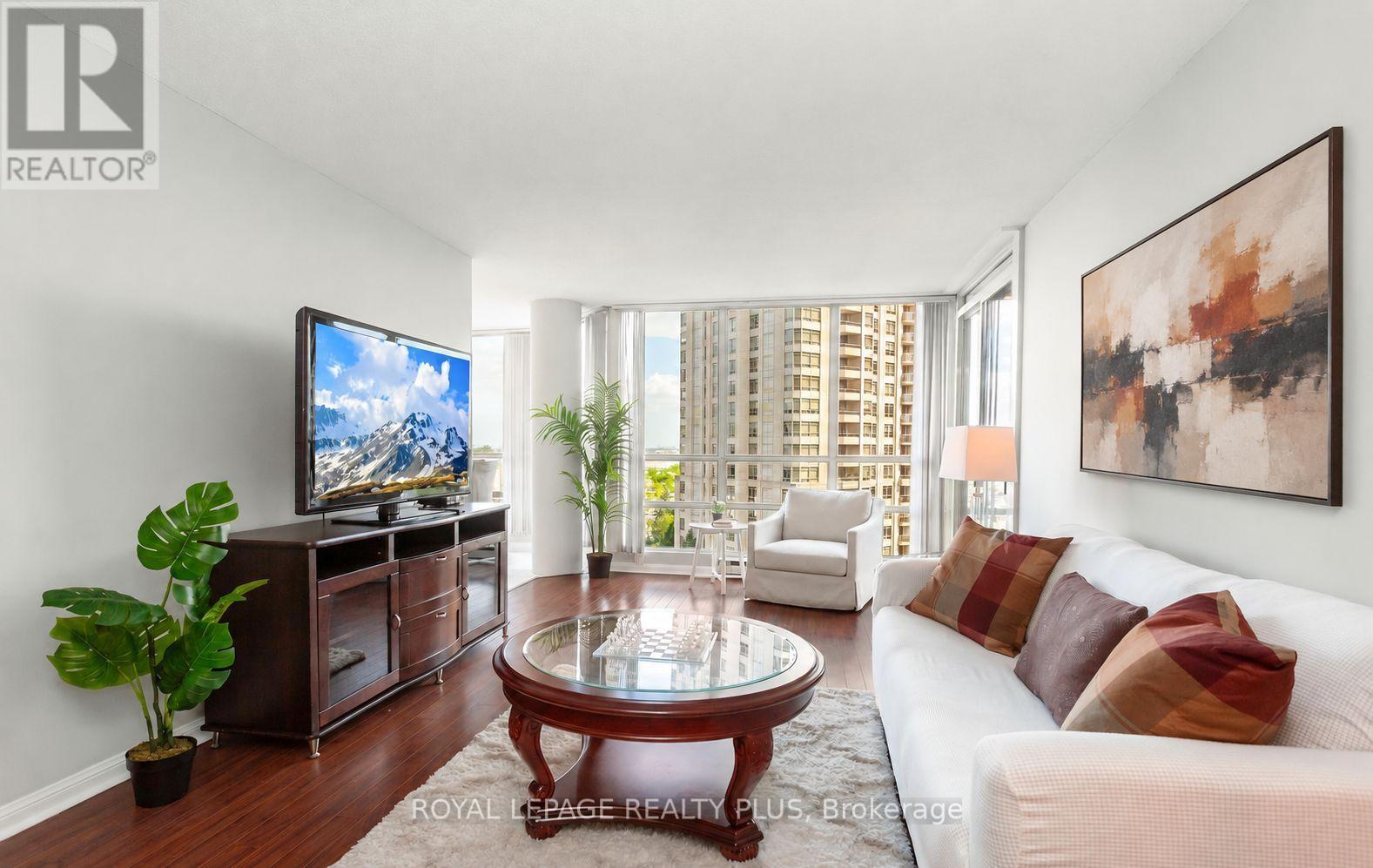 808 - 45 Kingsbridge Garden Circle, Mississauga, Ontario  L5R 3K4 - Photo 7 - W13754958