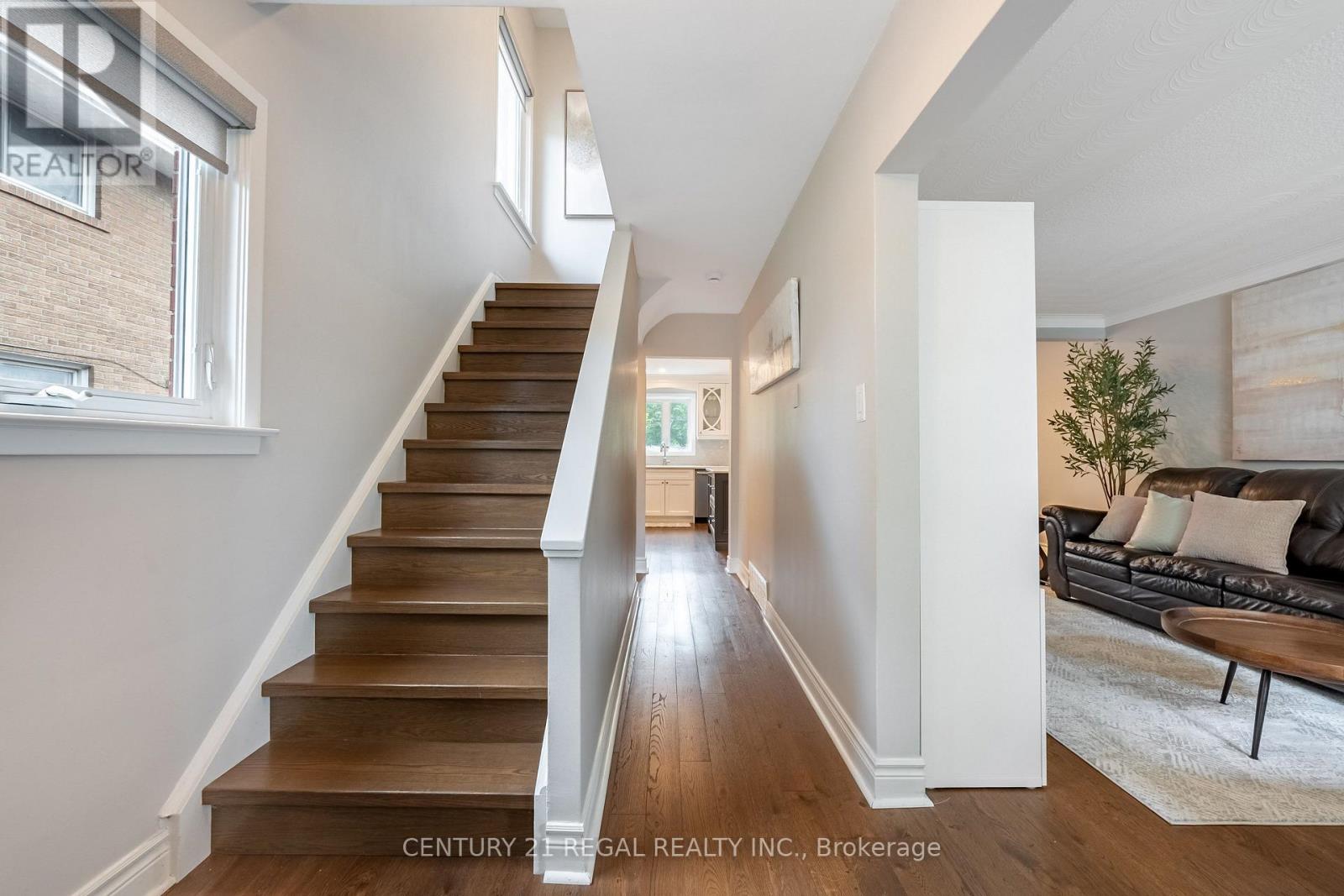 21 Burlingame Road, Toronto, Ontario  M8W 1Y7 - Photo 18 - W13755010