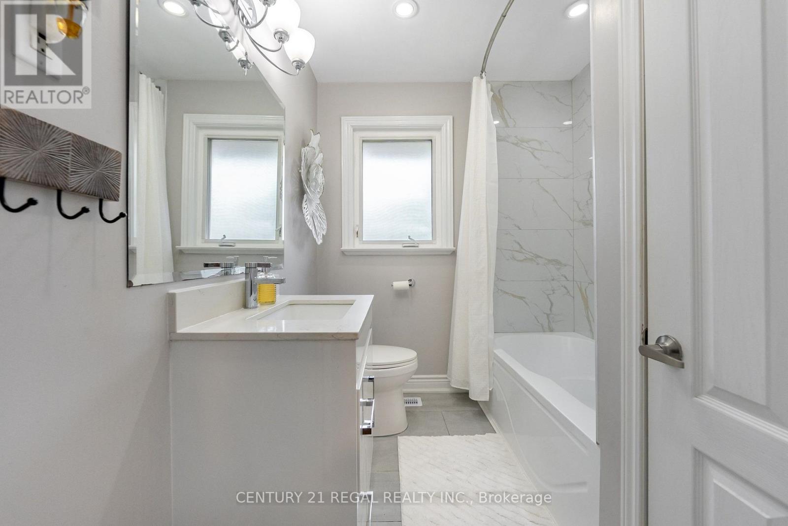 21 Burlingame Road, Toronto, Ontario  M8W 1Y7 - Photo 24 - W13755010
