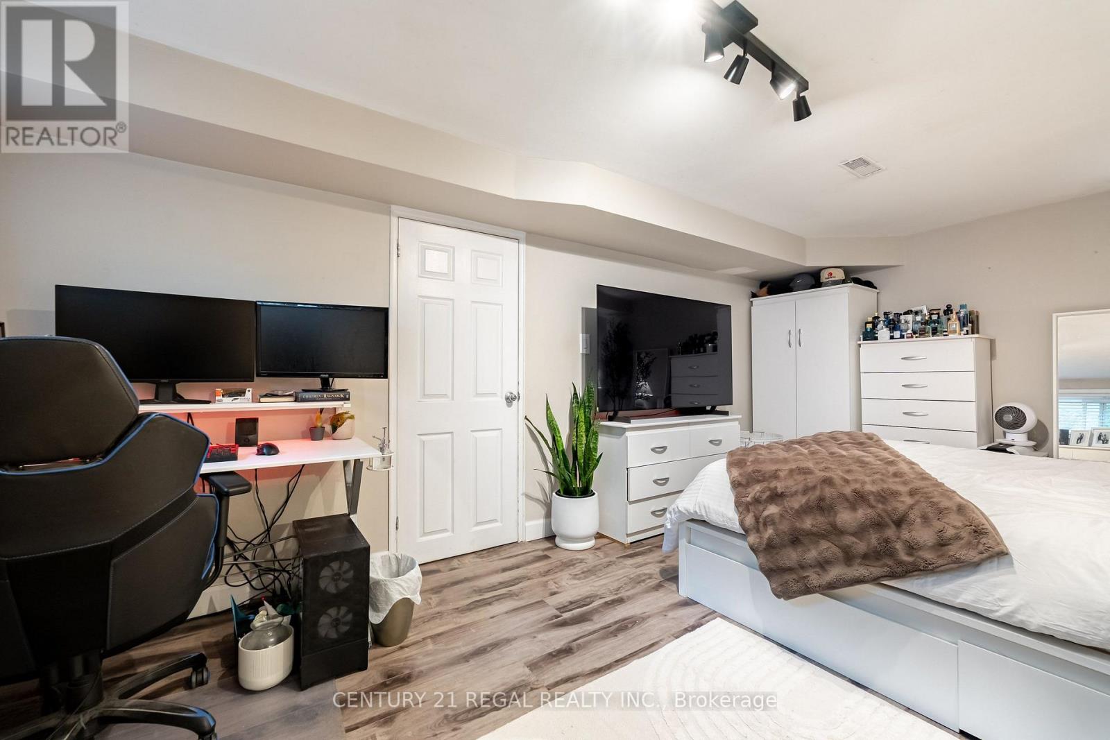 21 Burlingame Road, Toronto, Ontario  M8W 1Y7 - Photo 32 - W13755010
