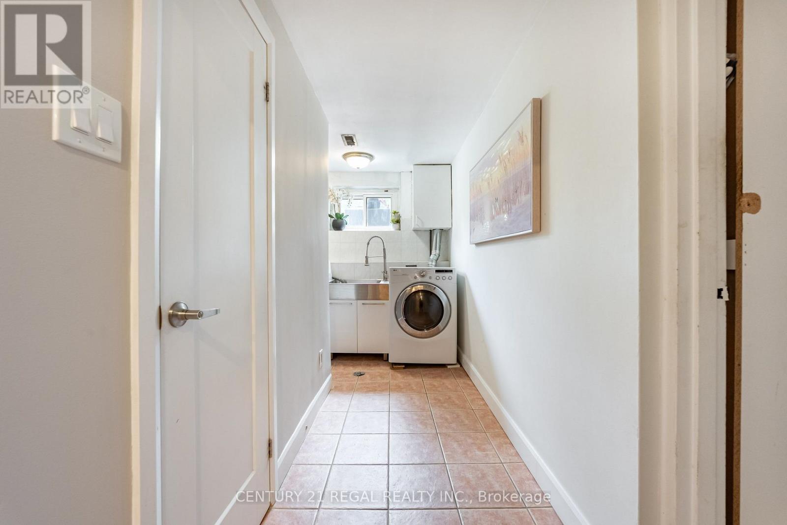 21 Burlingame Road, Toronto, Ontario  M8W 1Y7 - Photo 33 - W13755010