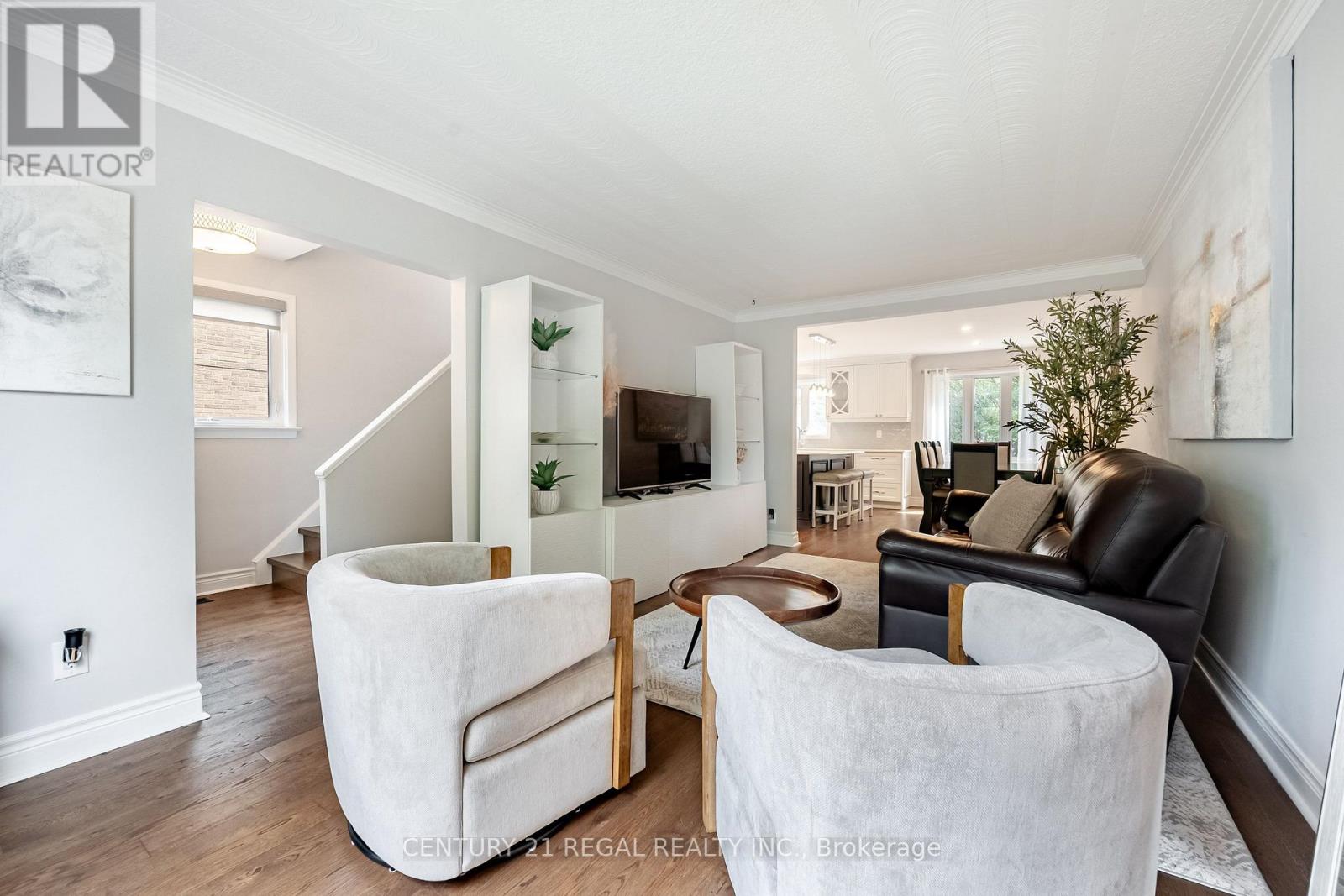 21 Burlingame Road, Toronto, Ontario  M8W 1Y7 - Photo 9 - W13755010