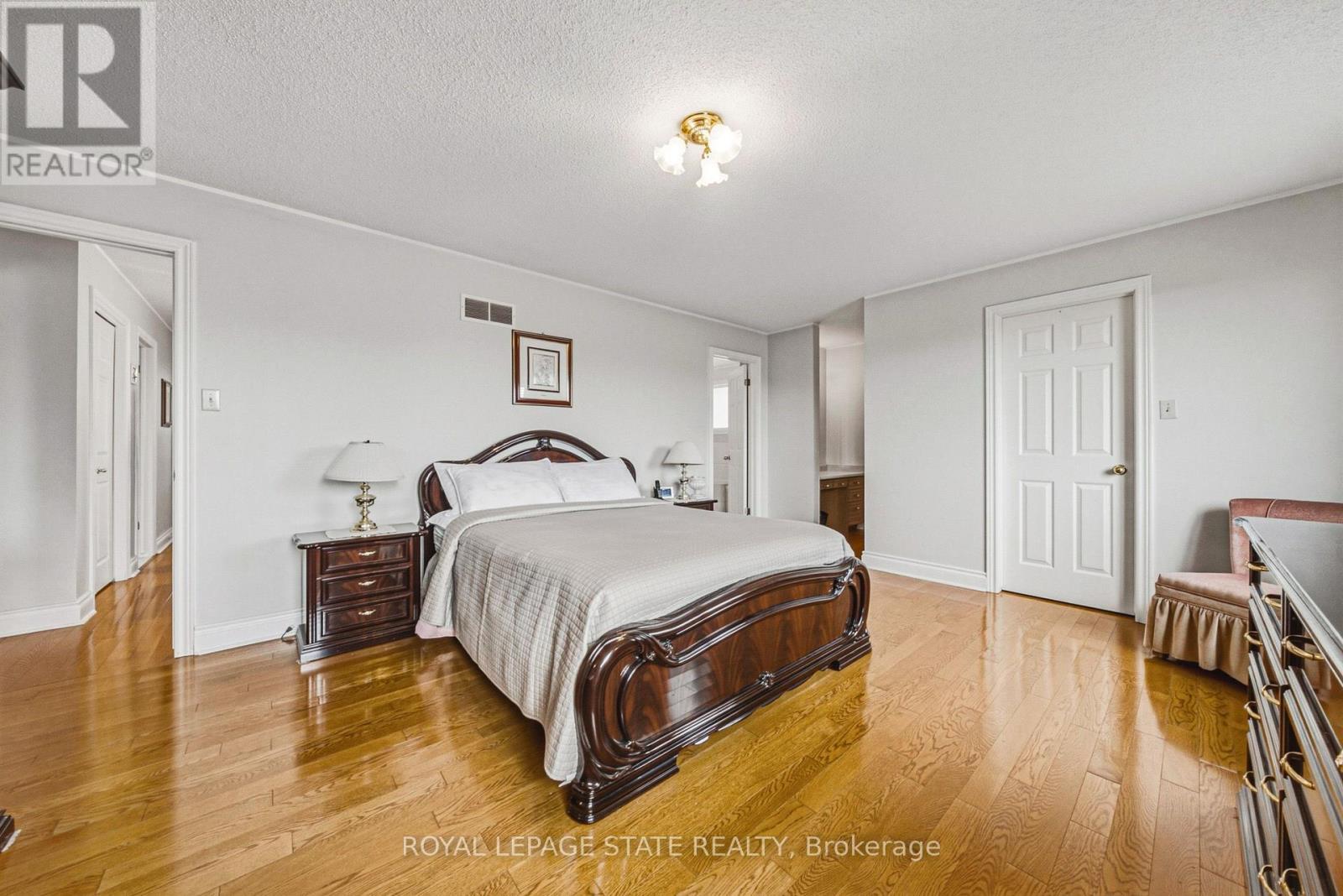 90 Fairington Crescent, Hamilton, Ontario  L8E 3N4 - Photo 23 - X13754598
