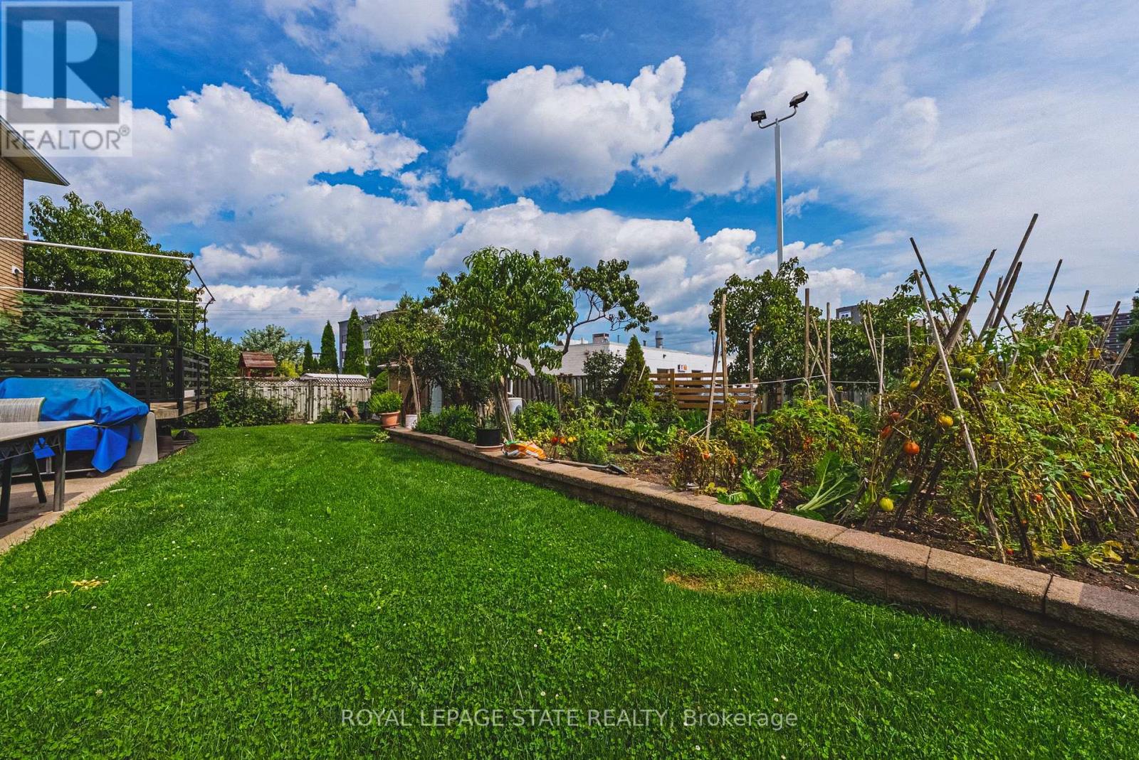 90 Fairington Crescent, Hamilton, Ontario  L8E 3N4 - Photo 40 - X13754598