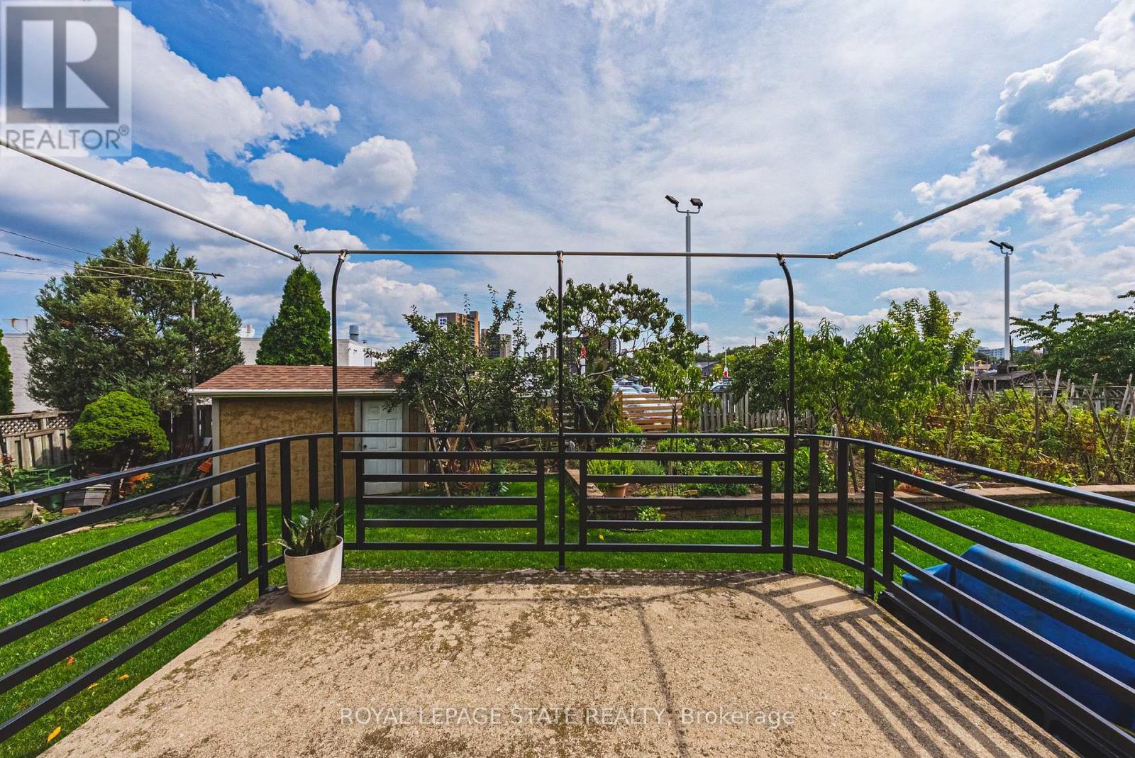 90 Fairington Crescent, Hamilton, Ontario  L8E 3N4 - Photo 44 - X13754598