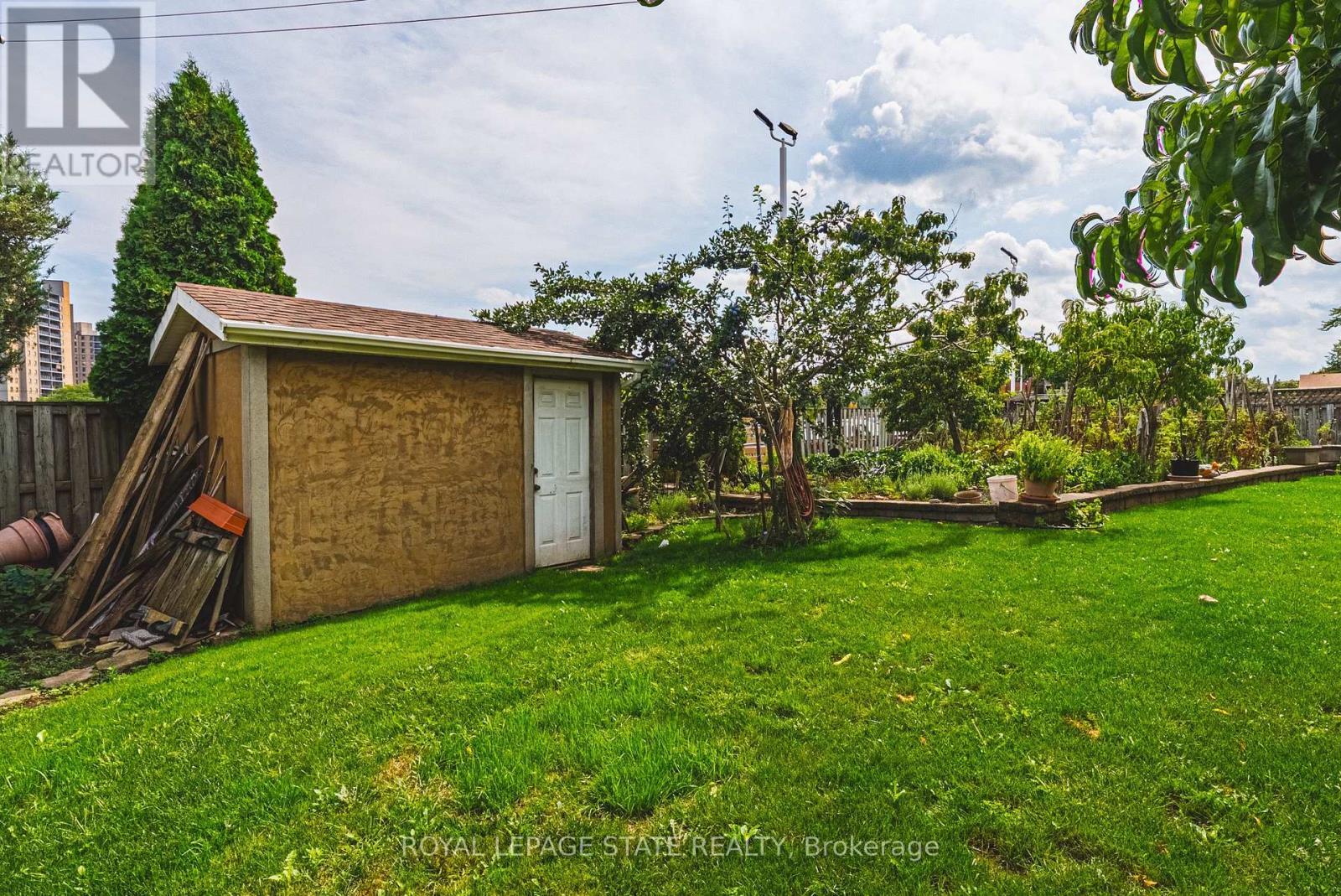 90 Fairington Crescent, Hamilton, Ontario  L8E 3N4 - Photo 45 - X13754598