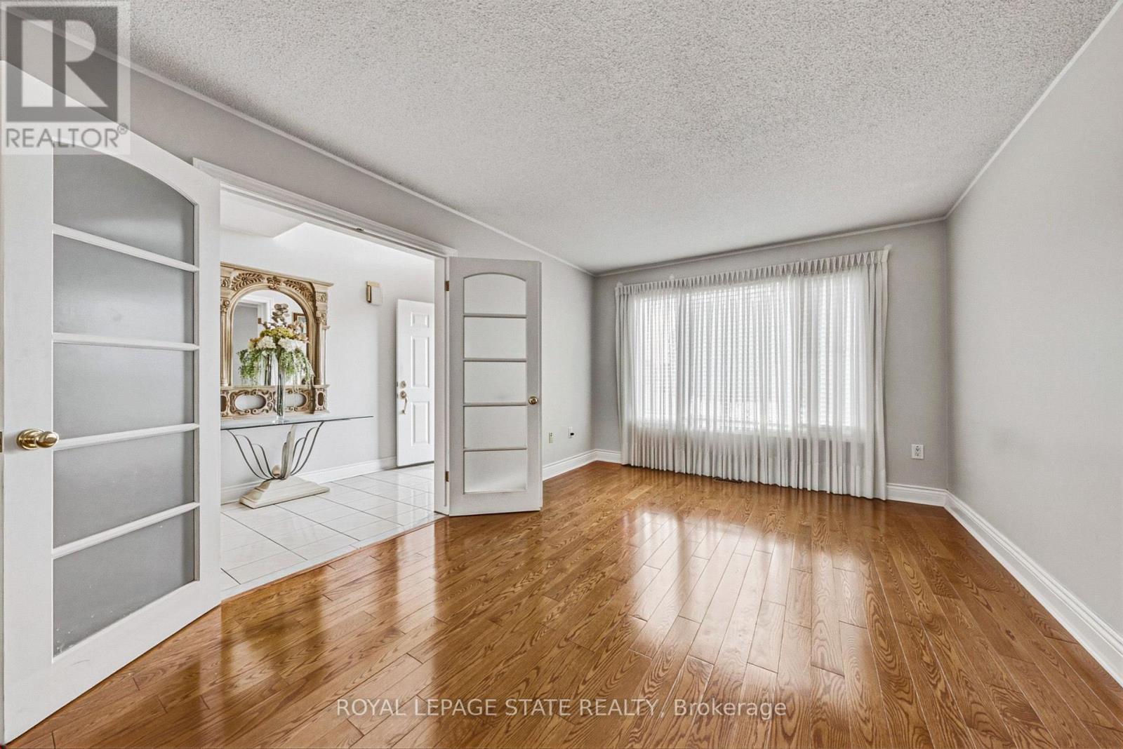 90 Fairington Crescent, Hamilton, Ontario  L8E 3N4 - Photo 8 - X13754598