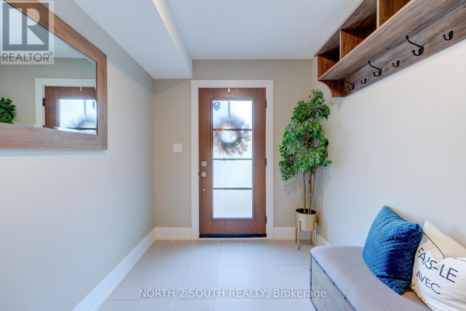 B - 3 Spring Lane, Brantford, Ontario  N3T 4M2 - Photo 3 - X13754716