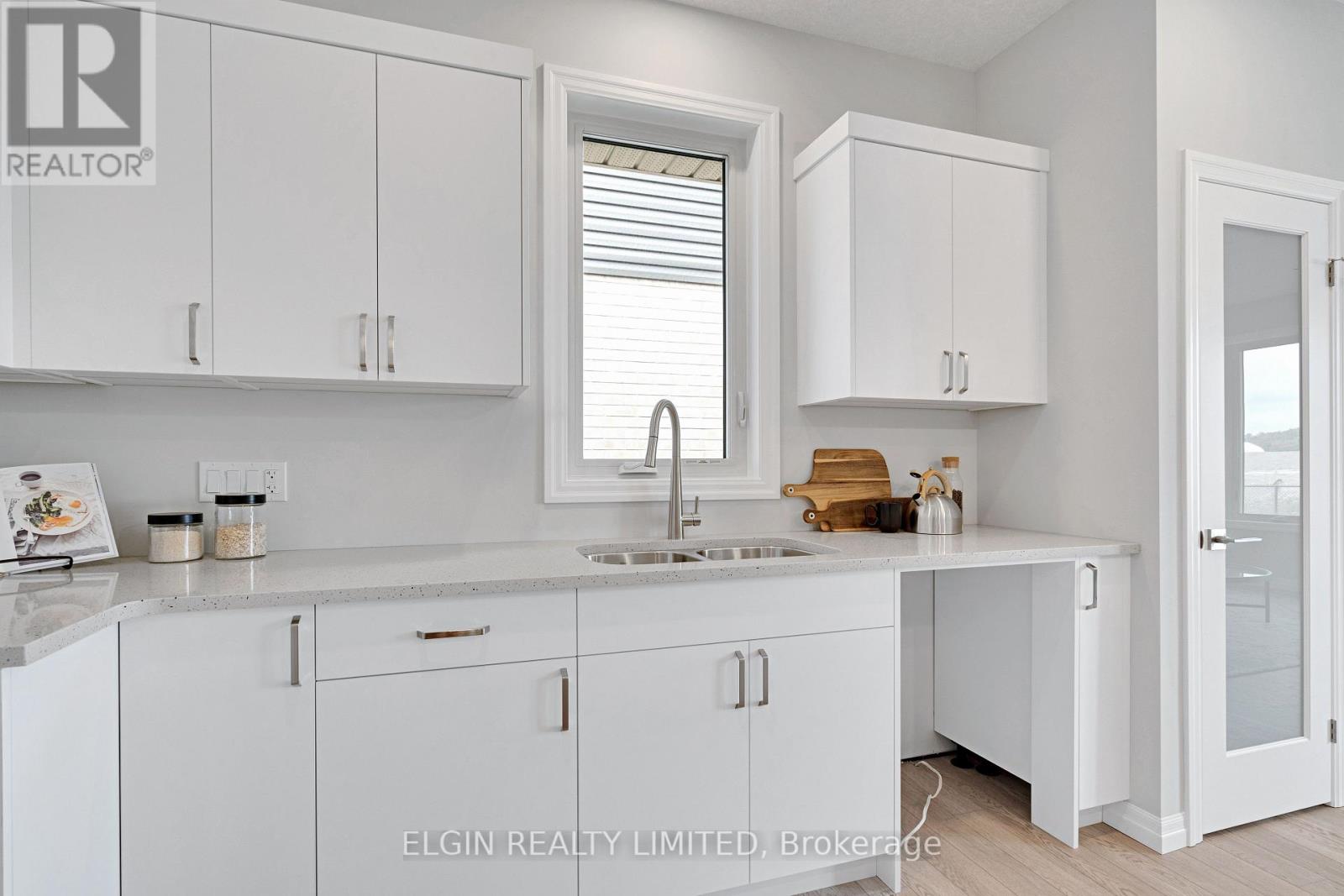 6 Finch Street, Tillsonburg, Ontario  N4G 0L9 - Photo 17 - X13676772