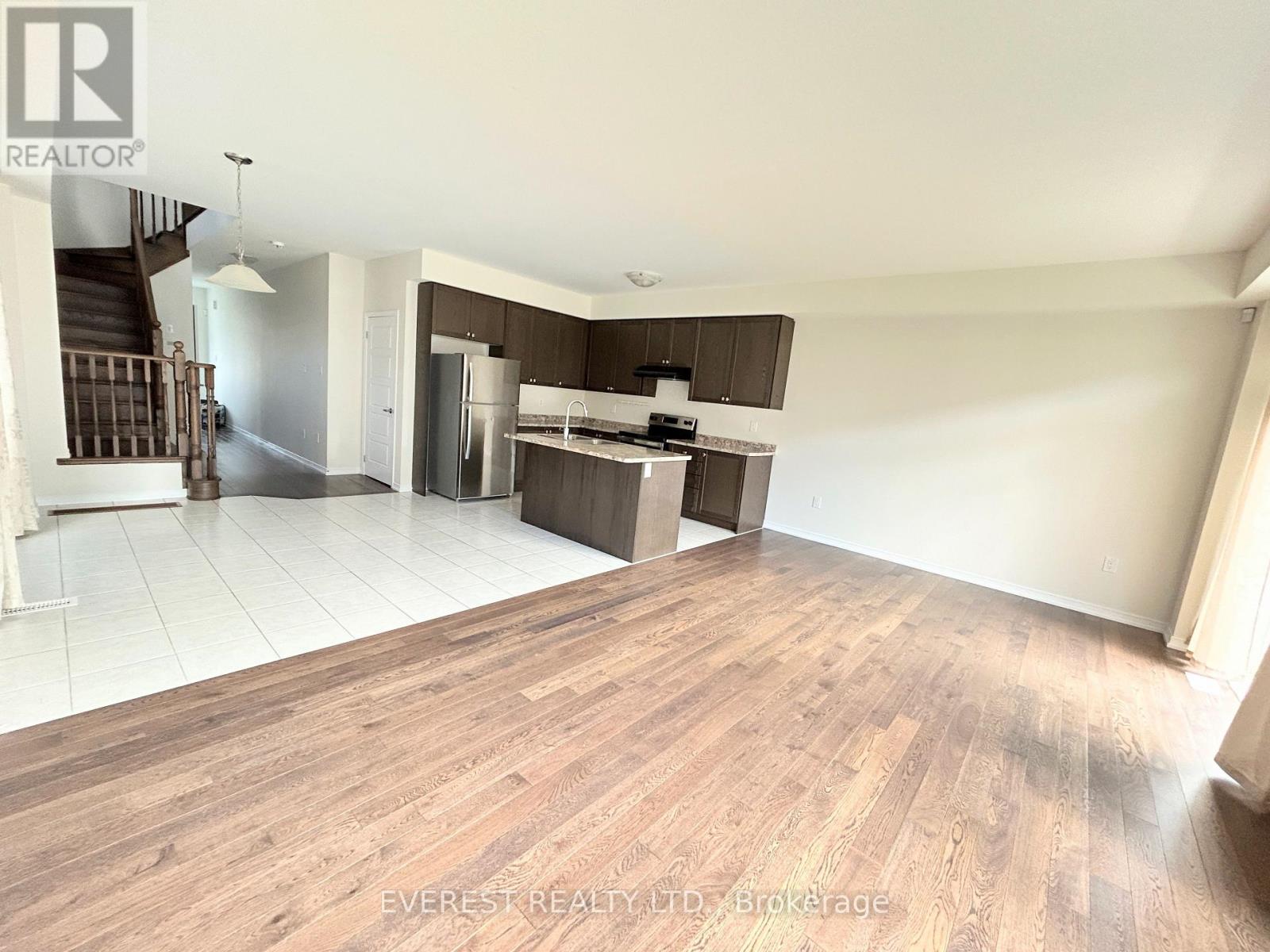 8724 Pawpaw Lane, Niagara Falls, Ontario  L2H 3S3 - Photo 3 - X13754884