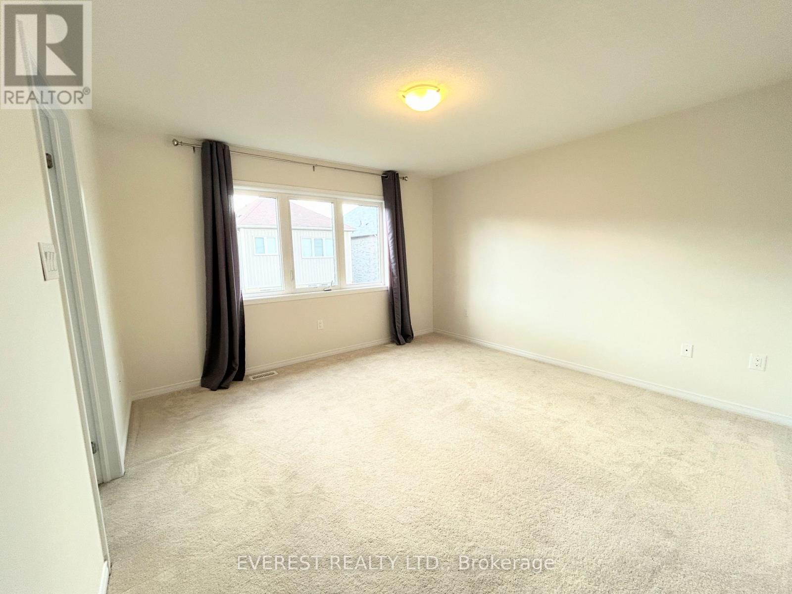 8724 Pawpaw Lane, Niagara Falls, Ontario  L2H 3S3 - Photo 6 - X13754884