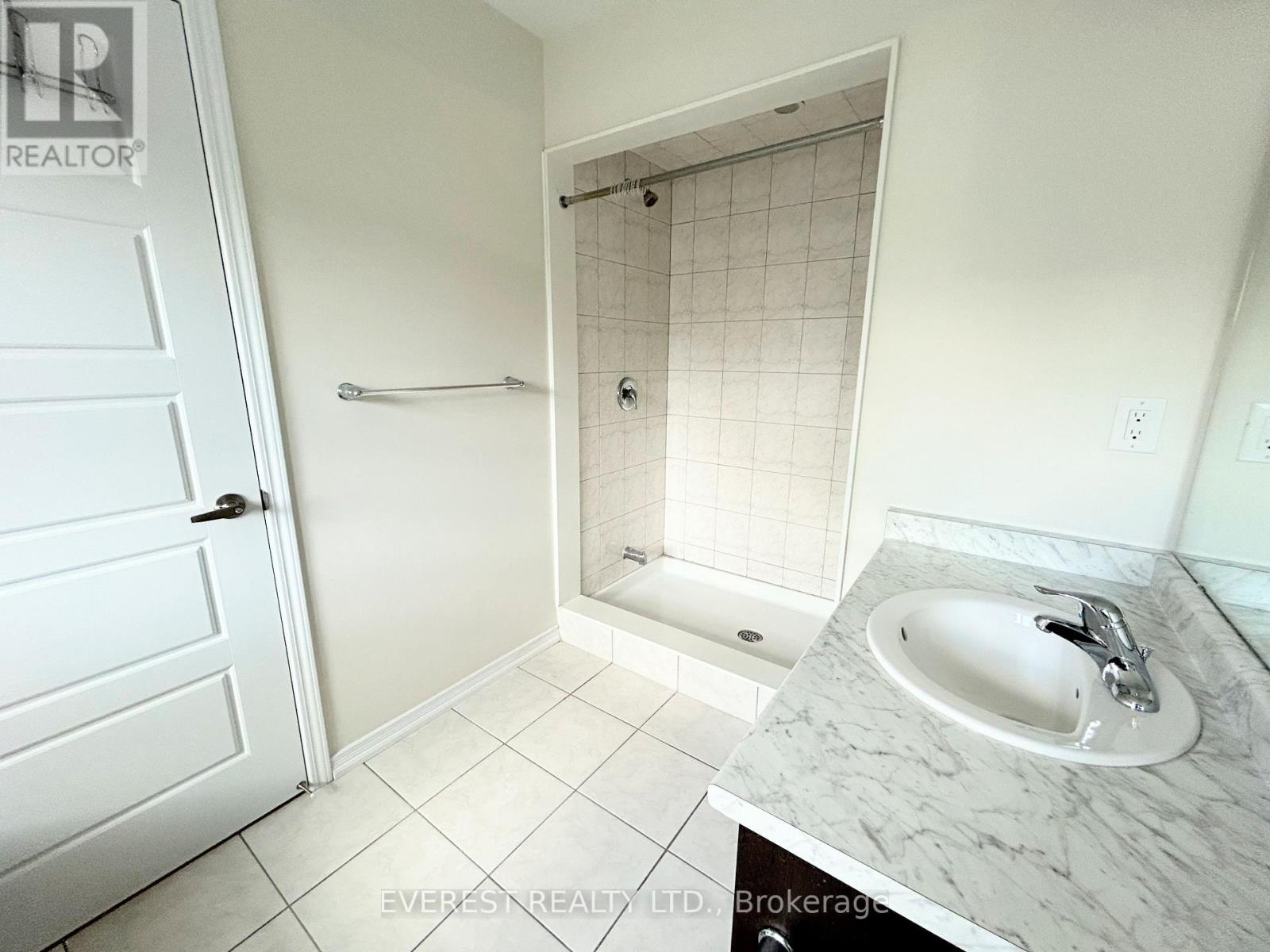 8724 Pawpaw Lane, Niagara Falls, Ontario  L2H 3S3 - Photo 7 - X13754884