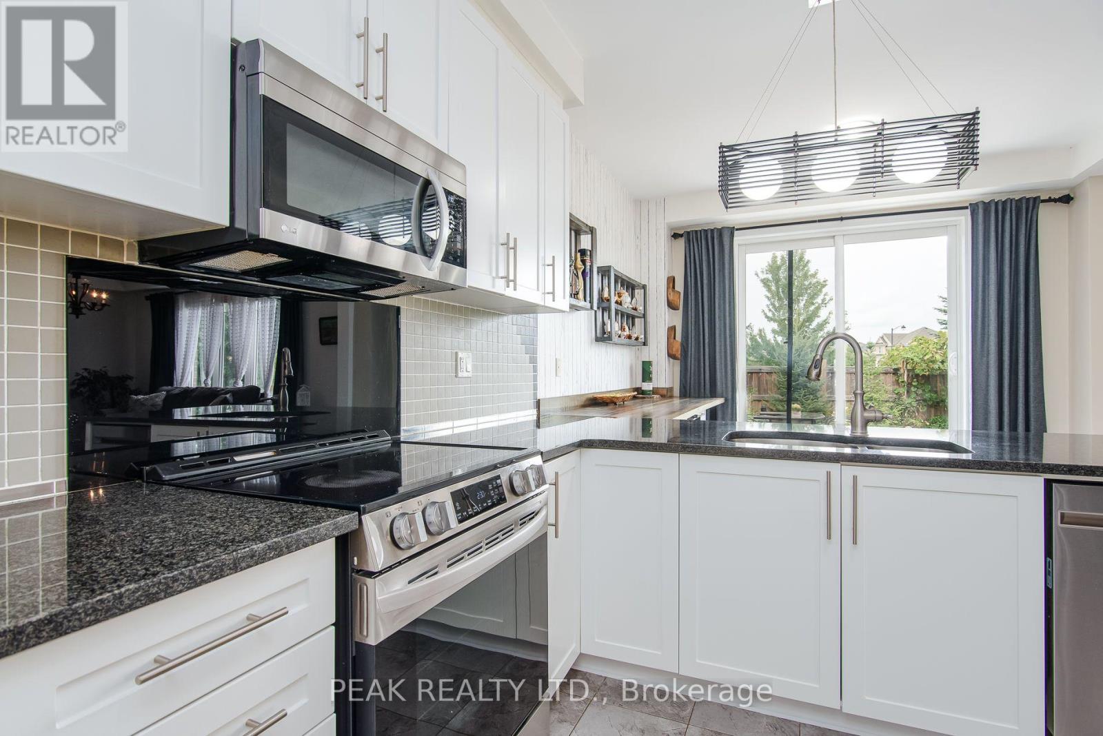 330 Grovehill Crescent, Kitchener, Ontario  N2R 0K2 - Photo 14 - X13754924