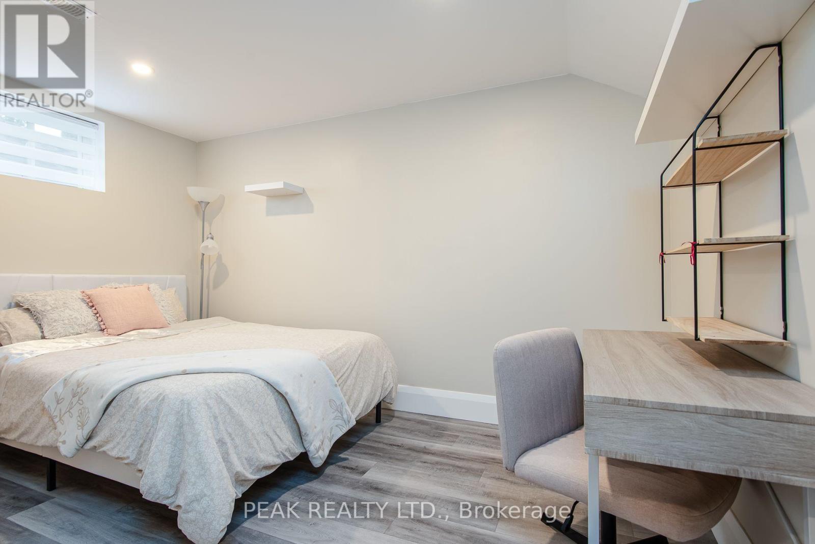 330 Grovehill Crescent, Kitchener, Ontario  N2R 0K2 - Photo 33 - X13754924
