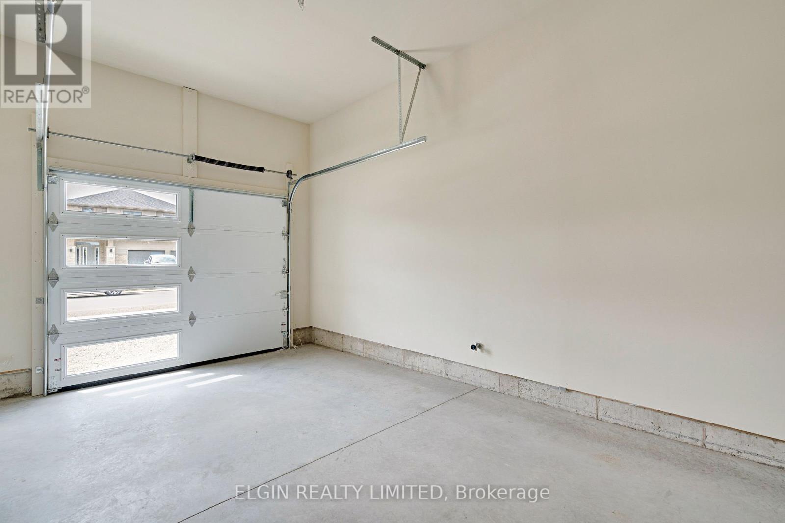 6 Finch Street, Tillsonburg, Ontario  N4G 0L9 - Photo 34 - X13676772