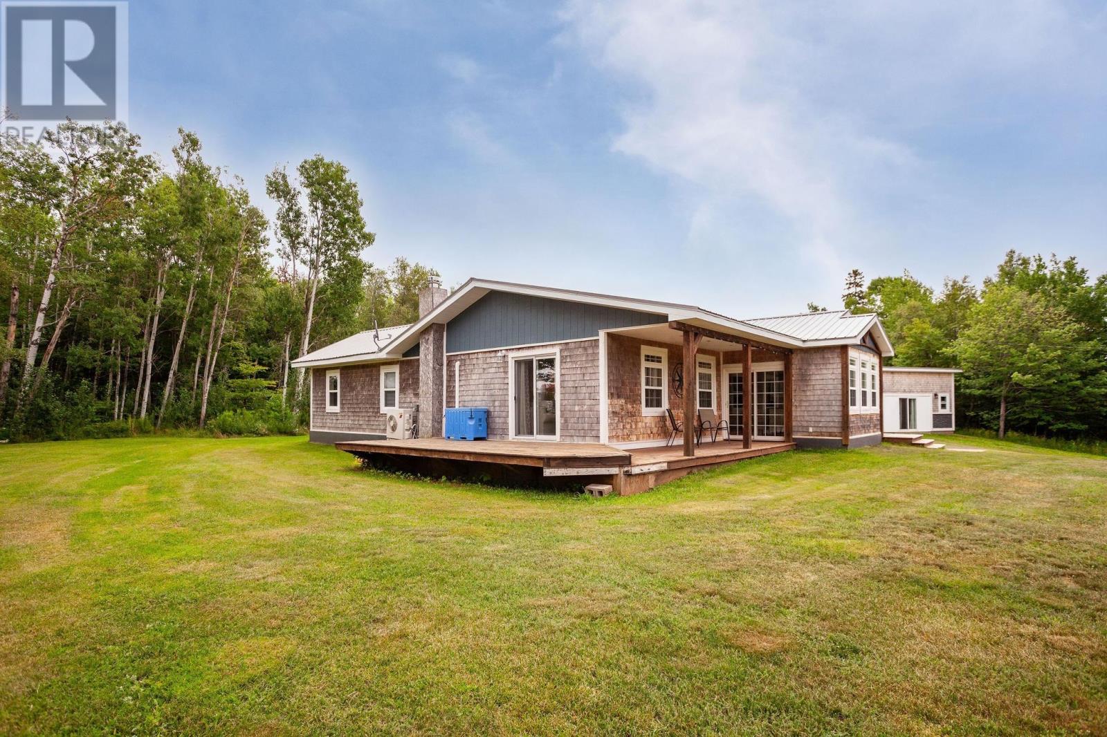 594 Kayes Road, Georgetown, Prince Edward Island  C0A 1L0 - Photo 30 - 202622643