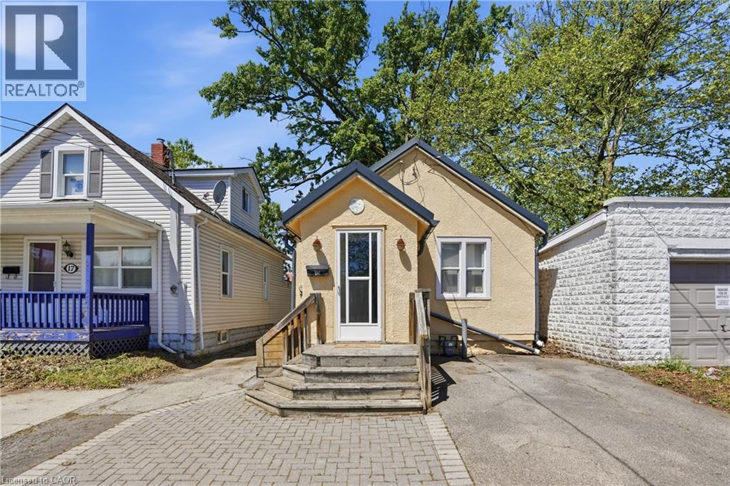 15 KENT Street, Welland, Ontario