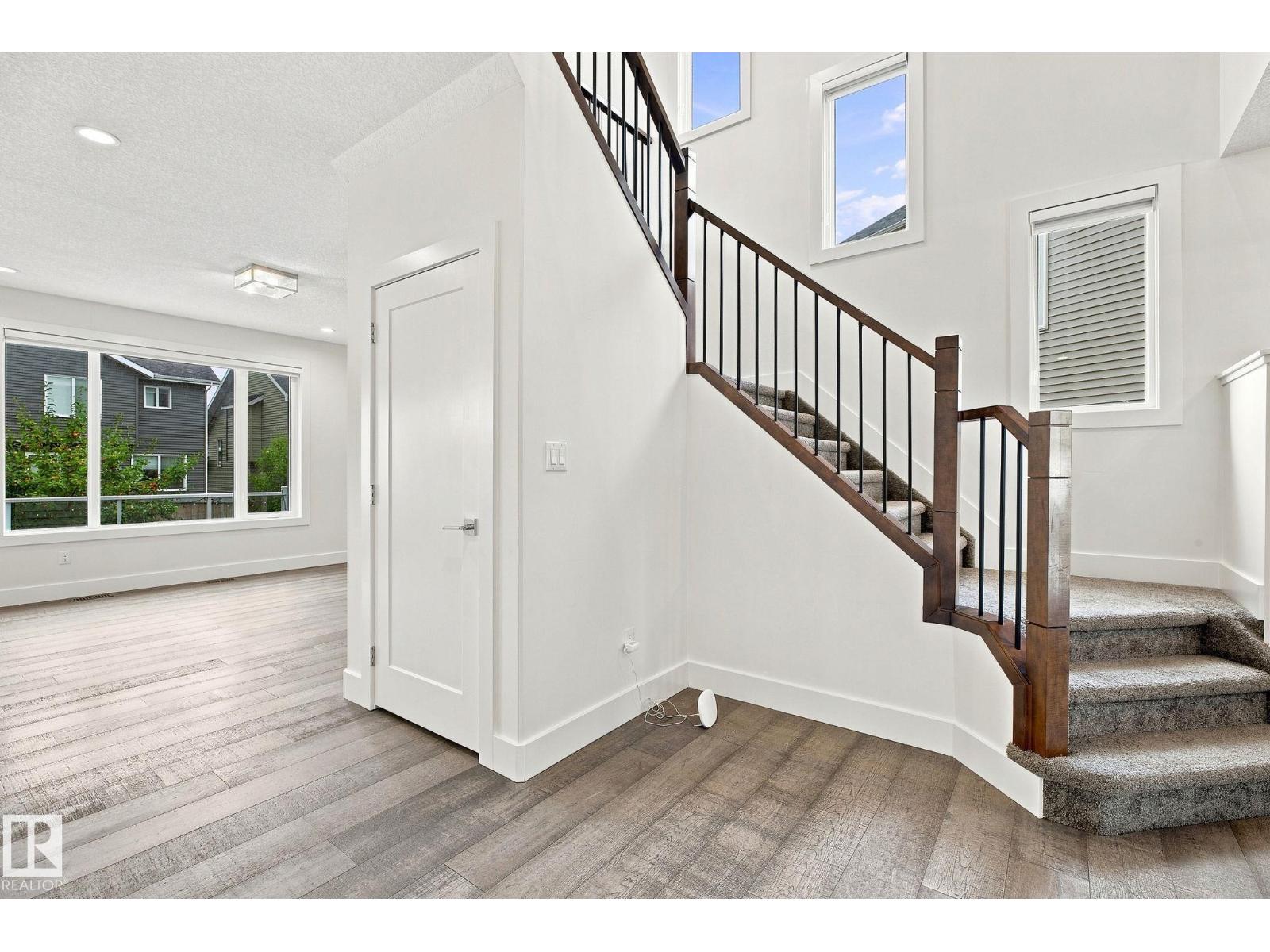 Unknown Address, ,    - Photo 11 - E4507528