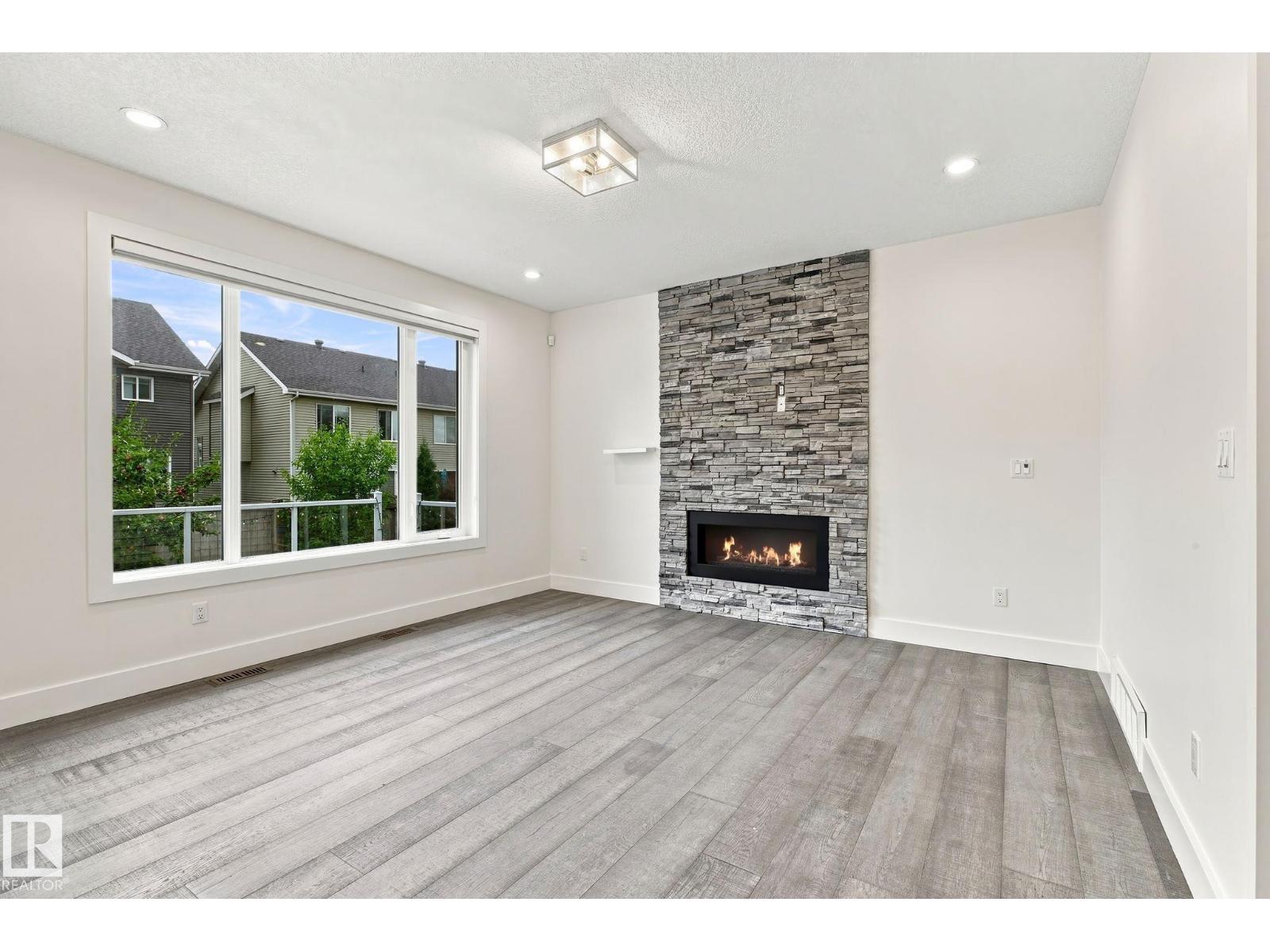 Unknown Address, ,    - Photo 15 - E4507528