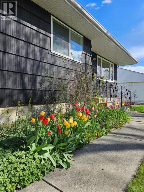 254 Hendon Drive Nw, Calgary, Alberta  T2K 1Z5 - Photo 33 - A2338635